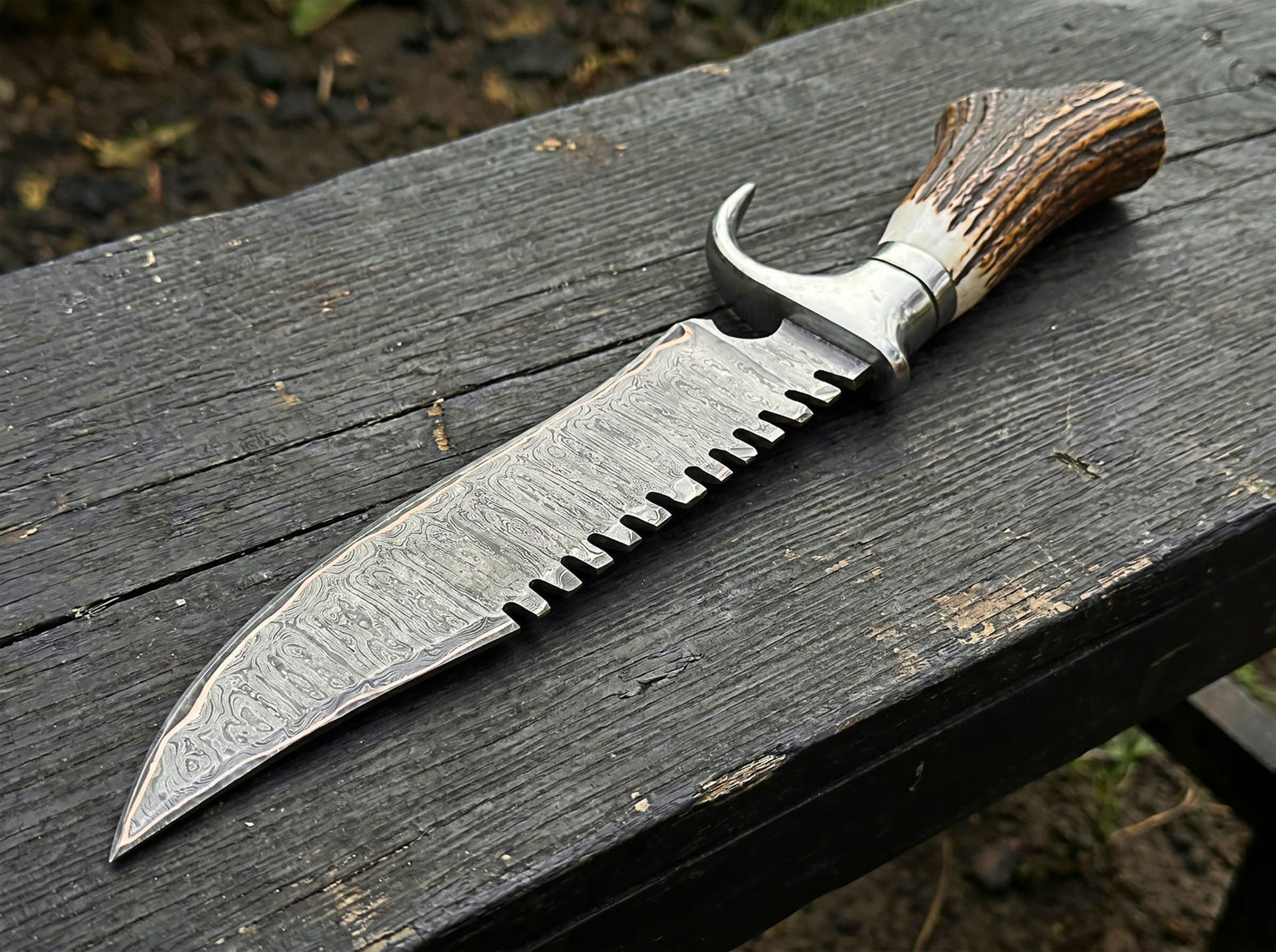 HighQuality Copper Damascus Hunter Knife With Stag Handle And Handmade Leather Sheath For Outd 1