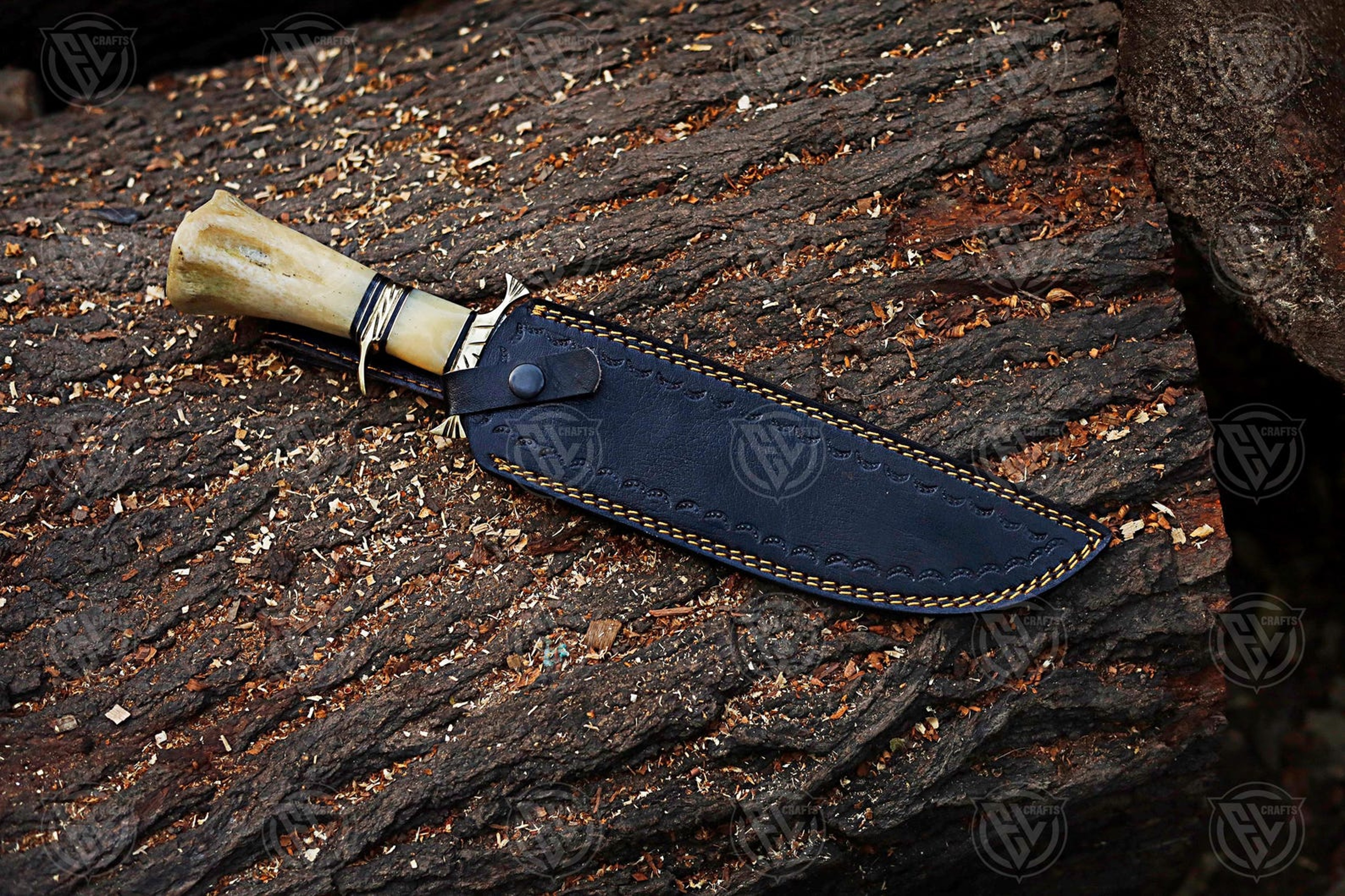 Exquisite Handcrafted Damascus Steel Bowie Knife With Unique Camel Bone Handle And Leather Shea 0