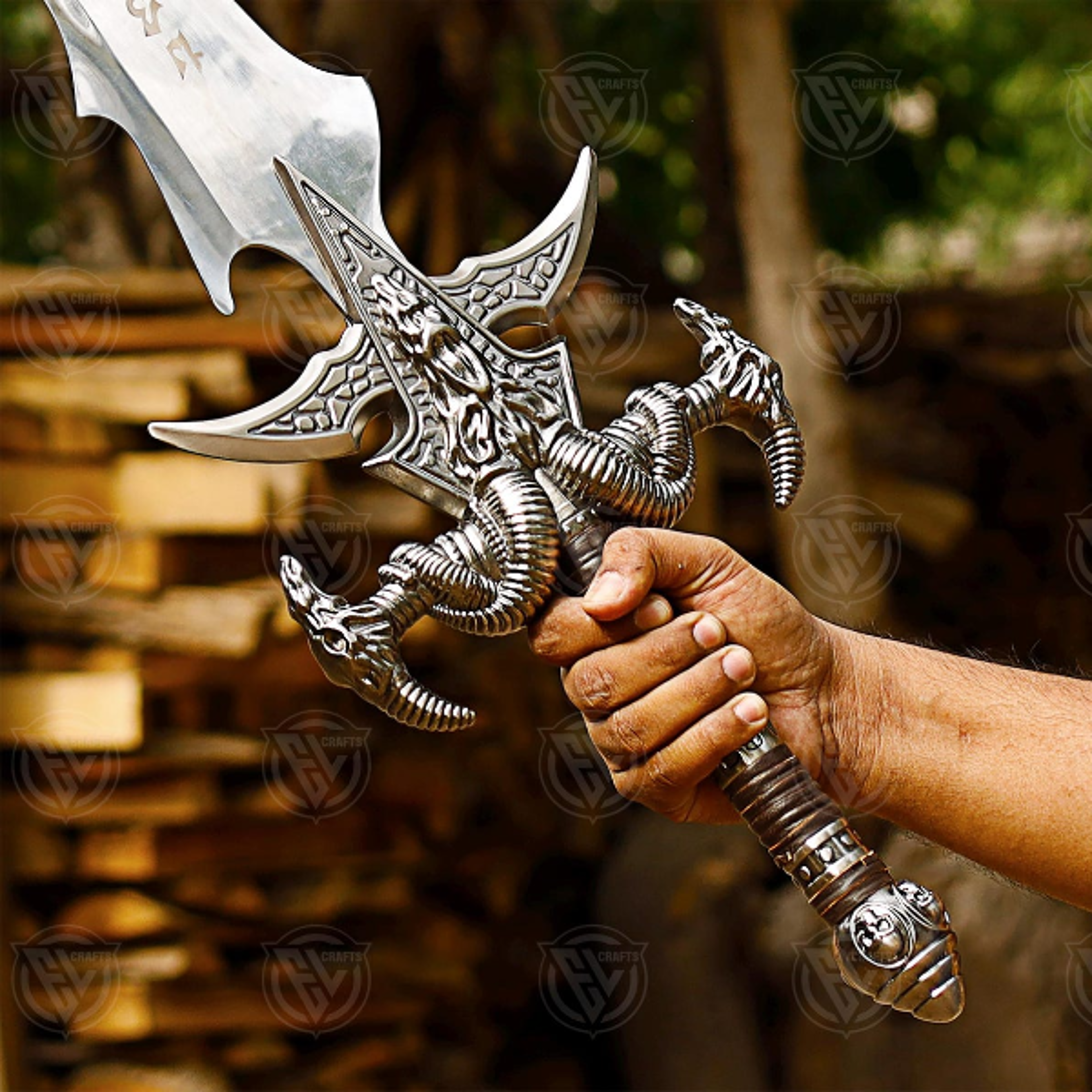 World Of Warcraft Frost Mourne Replica Sword  Handcrafted Metal Lich King Cosplay Collectible 2