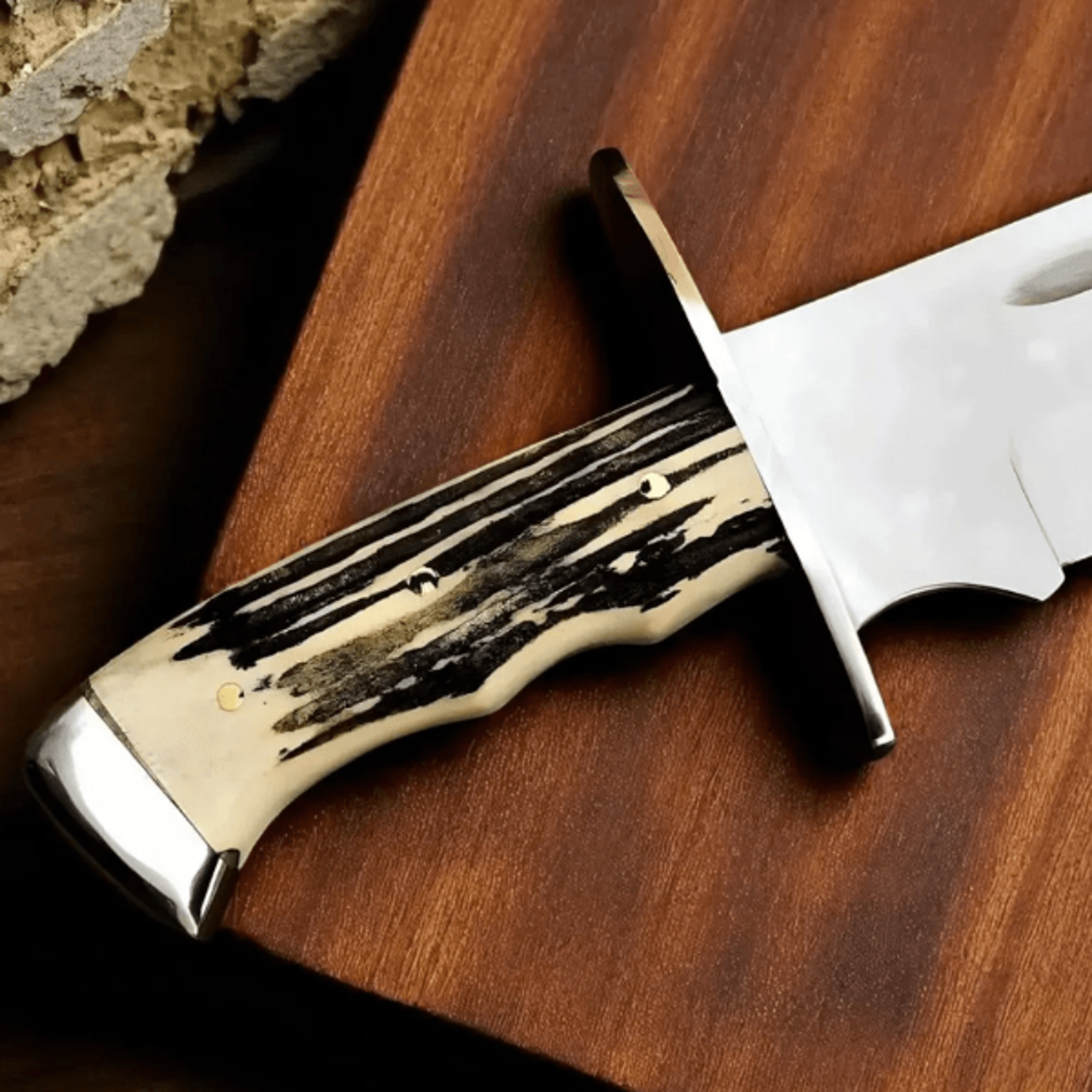 sale handcrafted D2 steel bowie knife