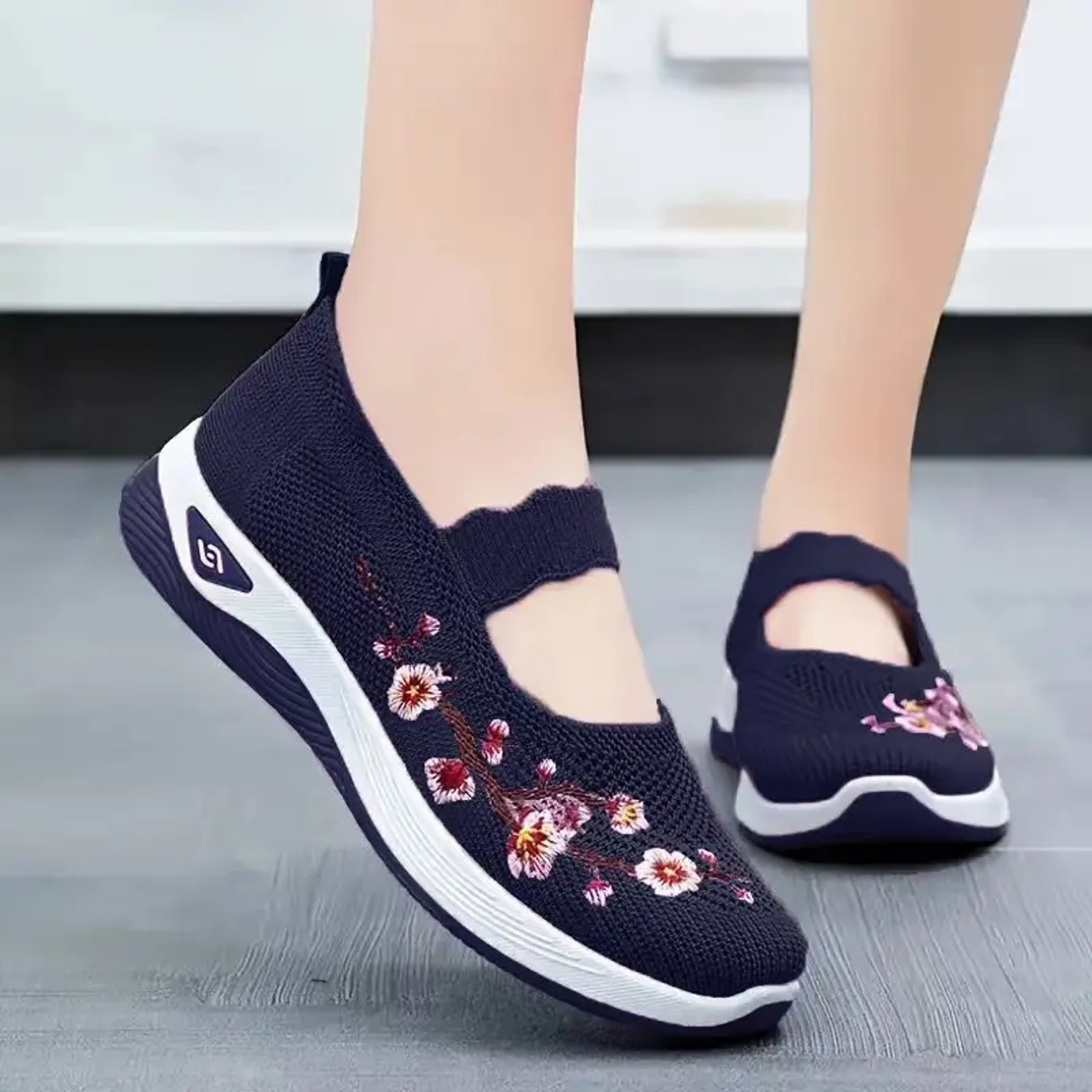 Breathable Embroidered Chunky Sole Women Casual Sneakers For Summer Comfort 8