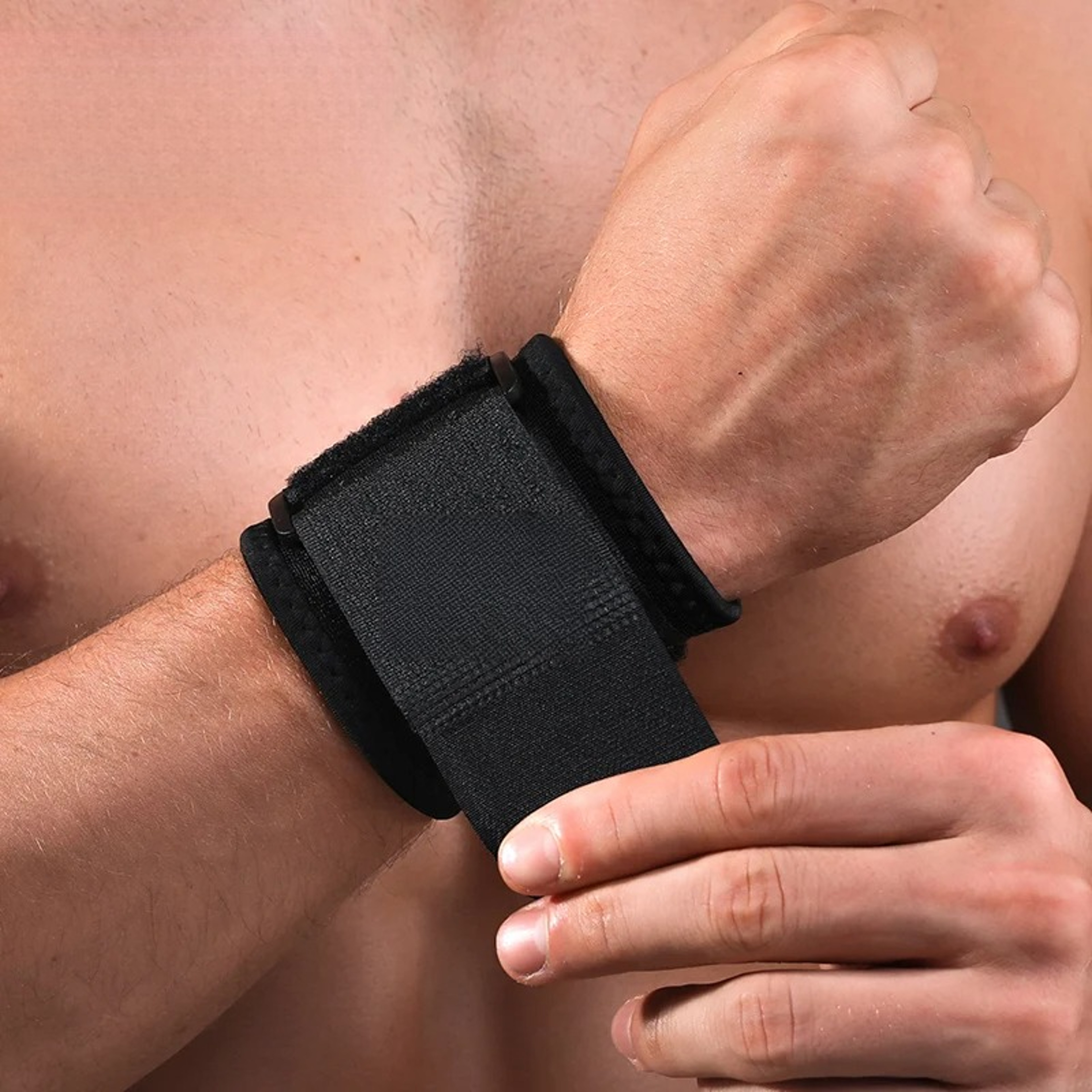 Adjustable Wrist Support Brace For Fitness  Outdoor Activities Lightweight  Protective 1