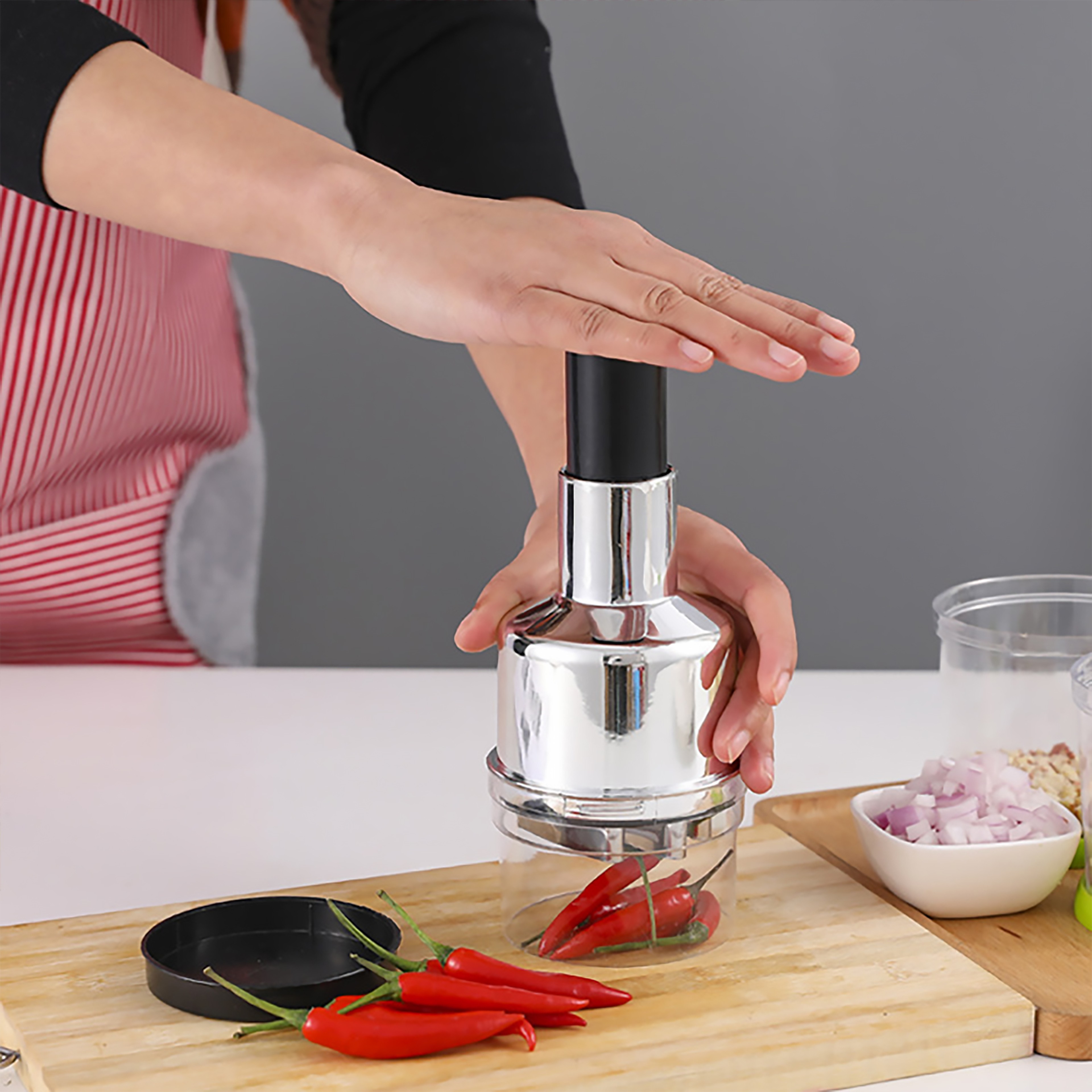 QuickPress Manual Food Chopper Handheld Garlic Onion Cutter Tool – view 4