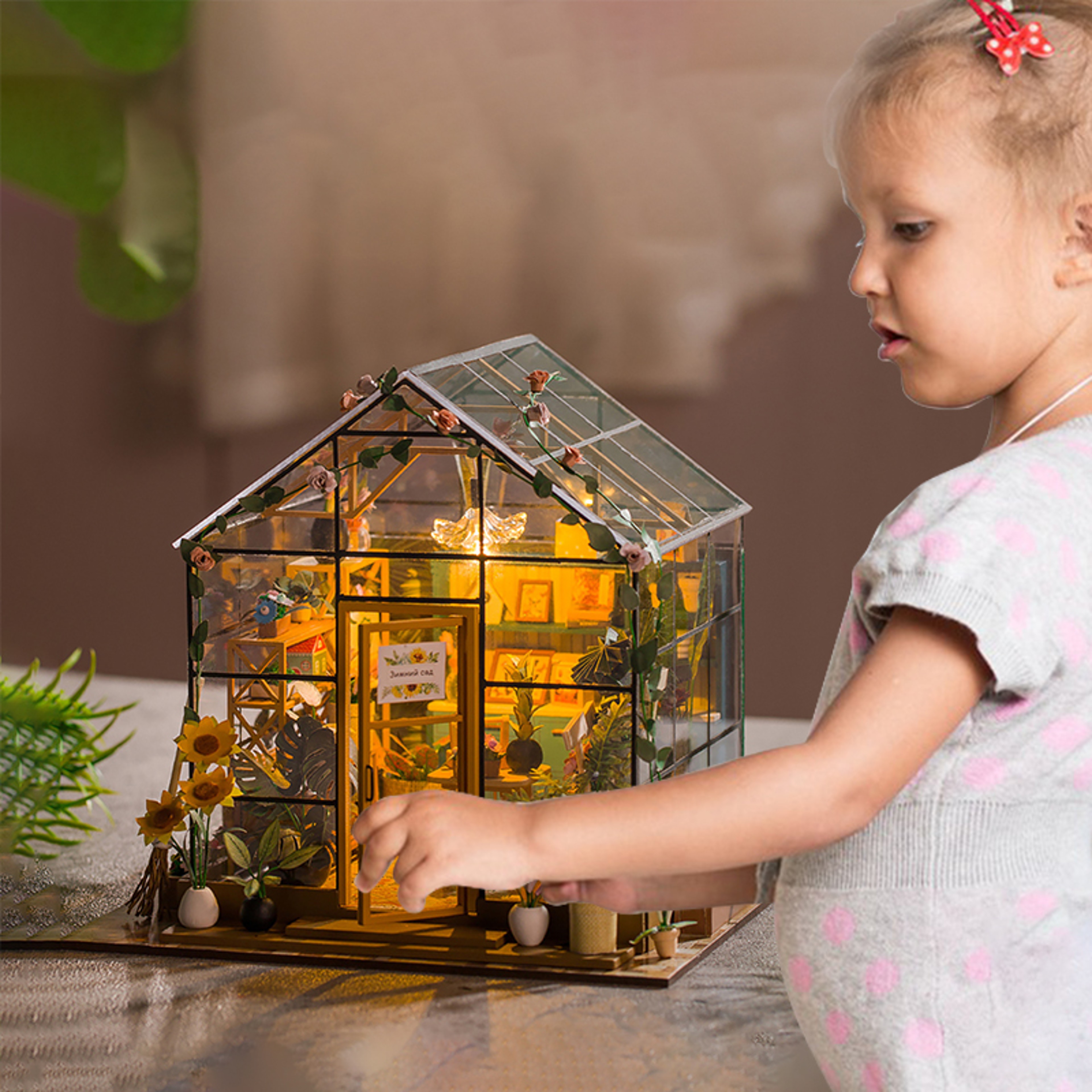 Mini DIY Doll House Kit Flower House Puzzle With Furniture Decor – view 2