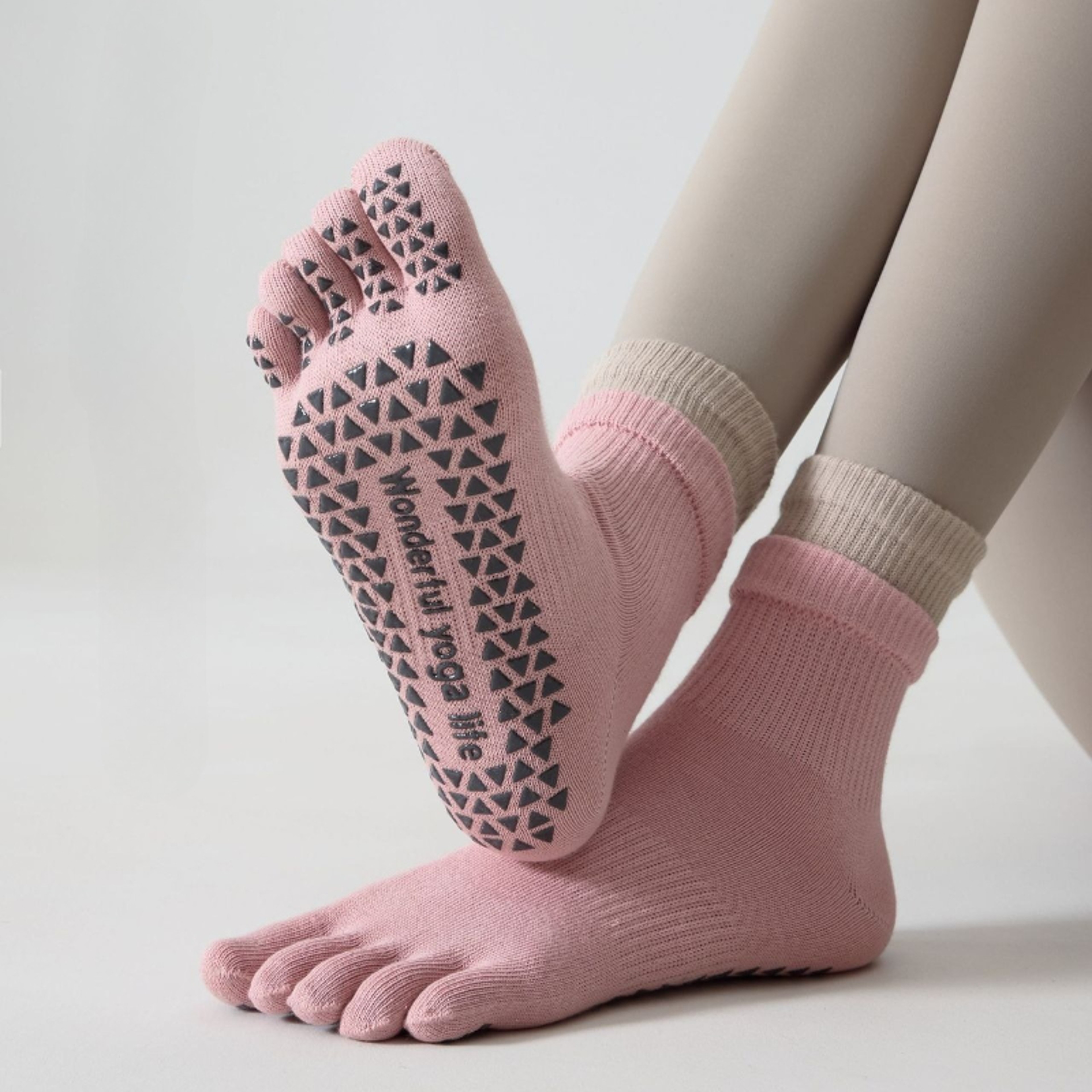 Five Toe Yoga Socks for Women Non Slip Grip Pilates Socks with Breathable Cotton Comfort – view 4