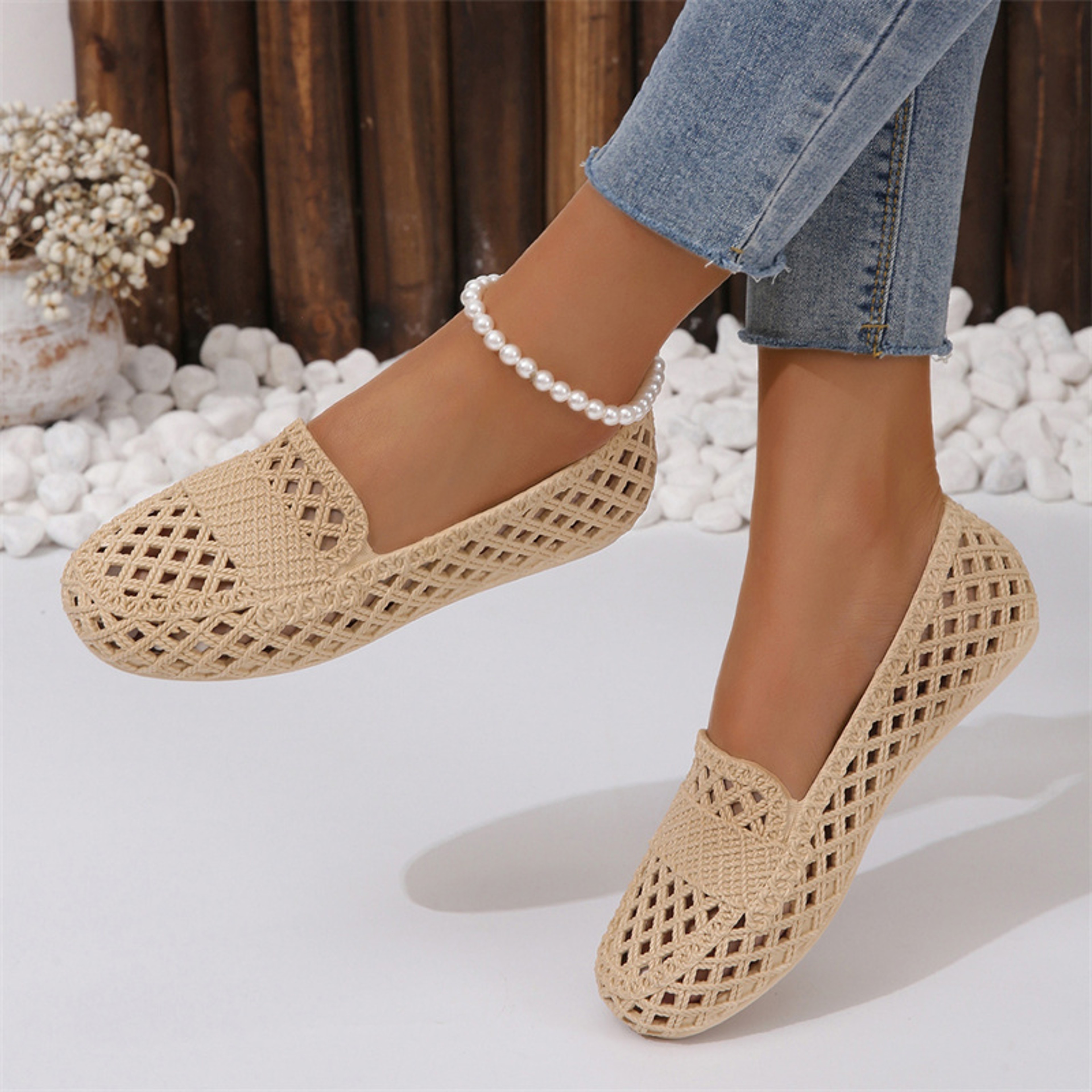 Comfortable Flat Sandals for Women Non Slip Casual Summer Shoes – view 7