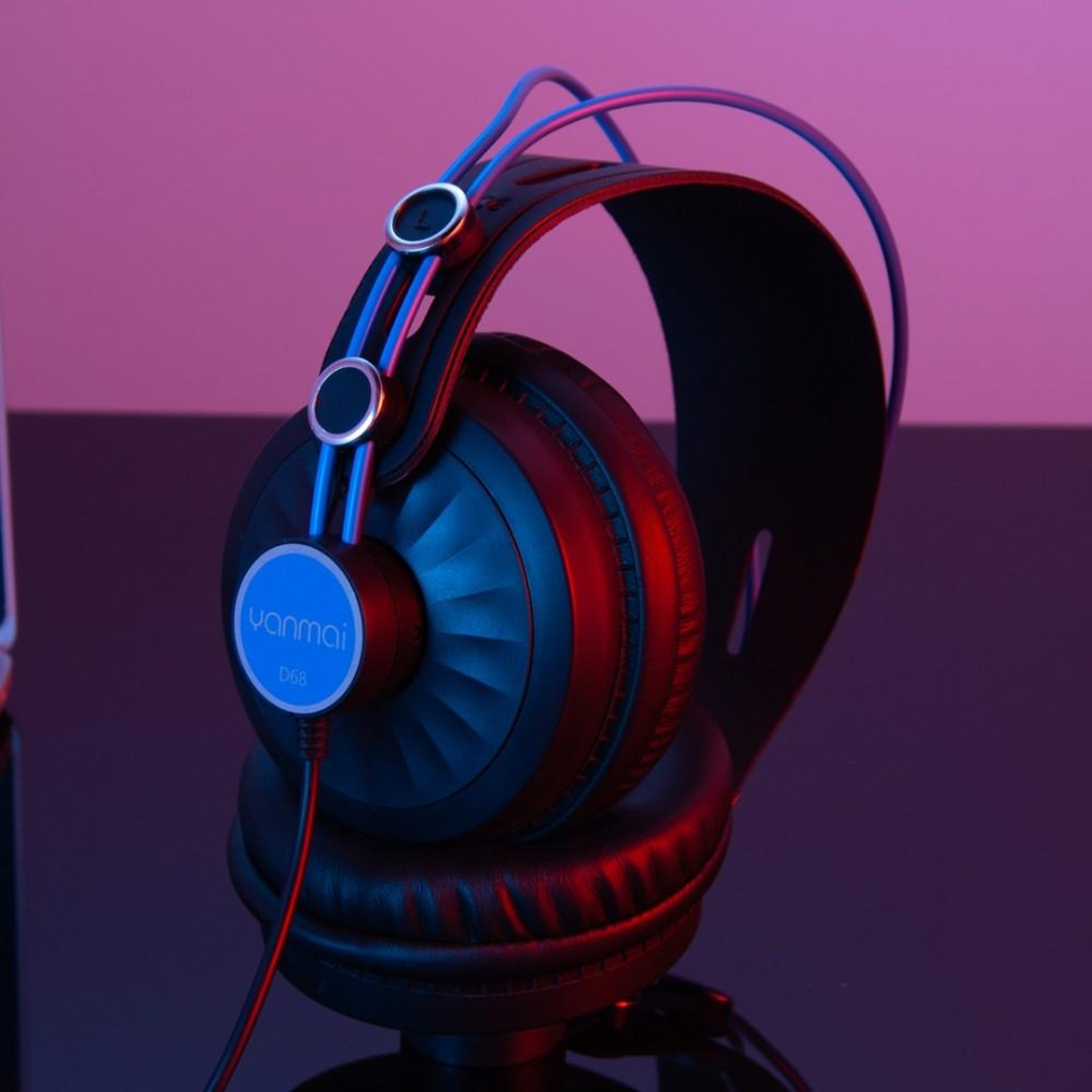 Yanmai D68 A Foldable Studio Monitor Headphones With HiFi Sound  Noise Isolation 6