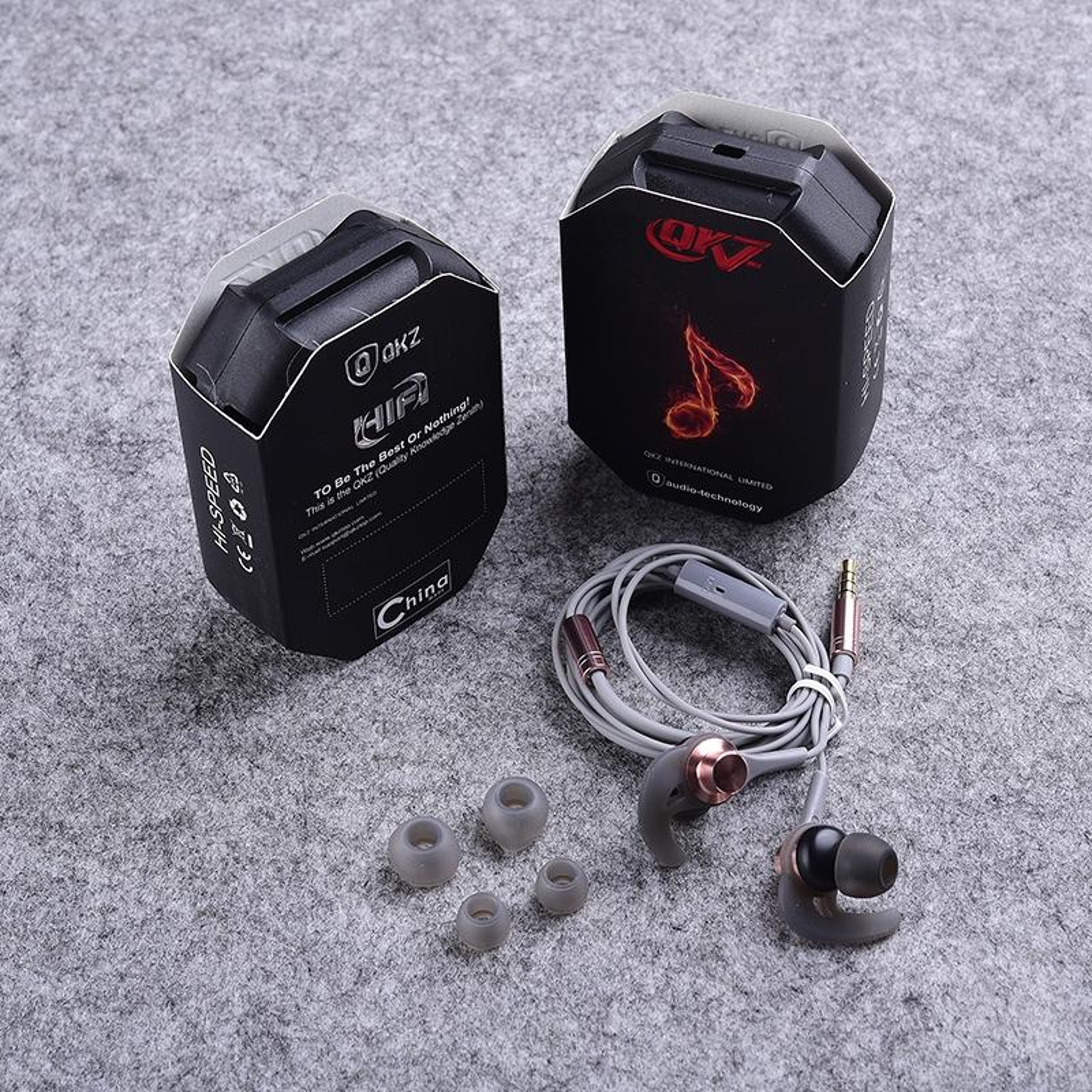 QKZ EQ1 Shark Fin Sports Earbuds With Mic Noise Isolating Wired Headphones 4