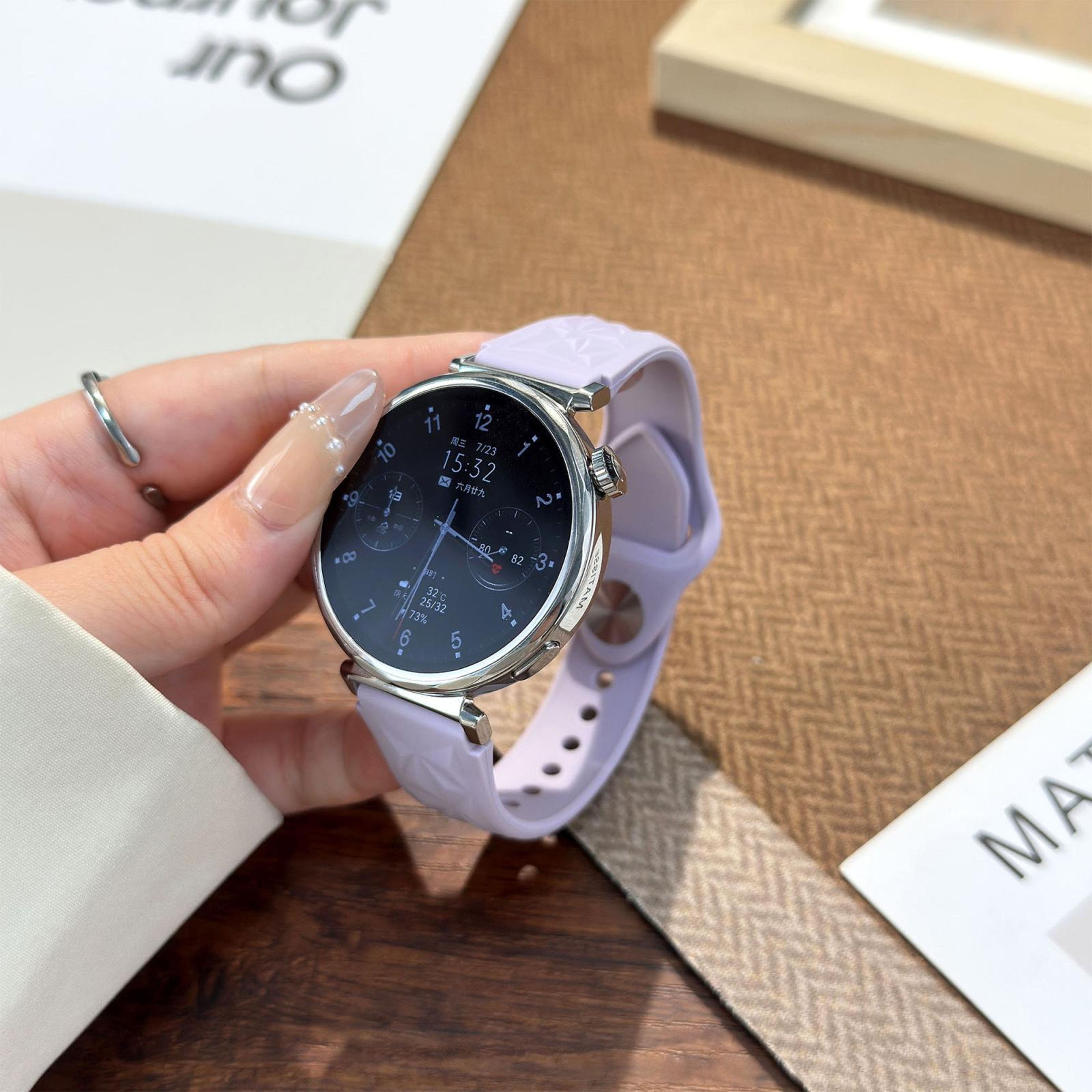 18mm Slim Silicone Watch Band With Reverse Buckle Ice Crystal Adjustable Replacement Strap 7