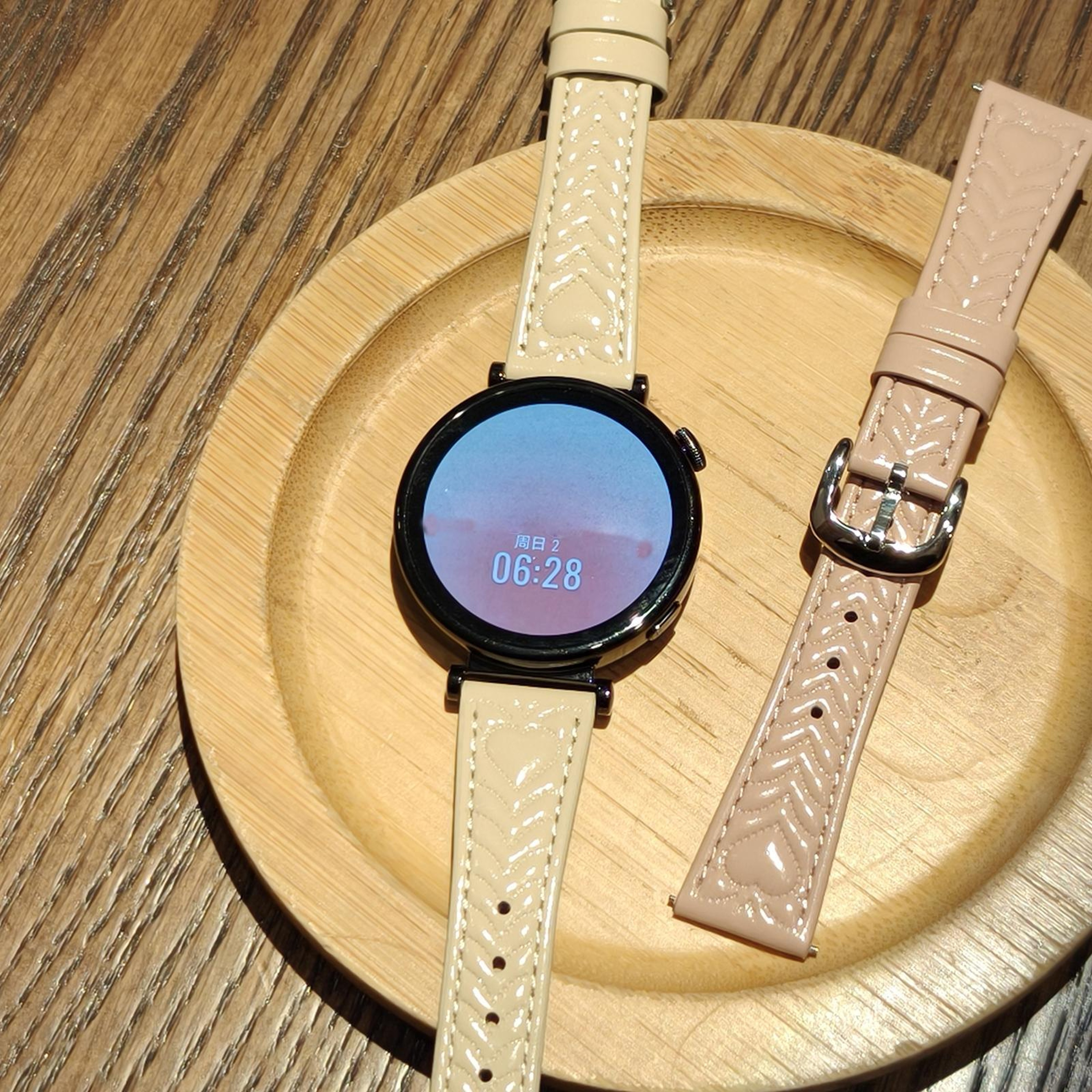 Heart Embossed Samsung Galaxy Watch3 45mm Band 22mm Leather Watch Band Replacement Strap 10