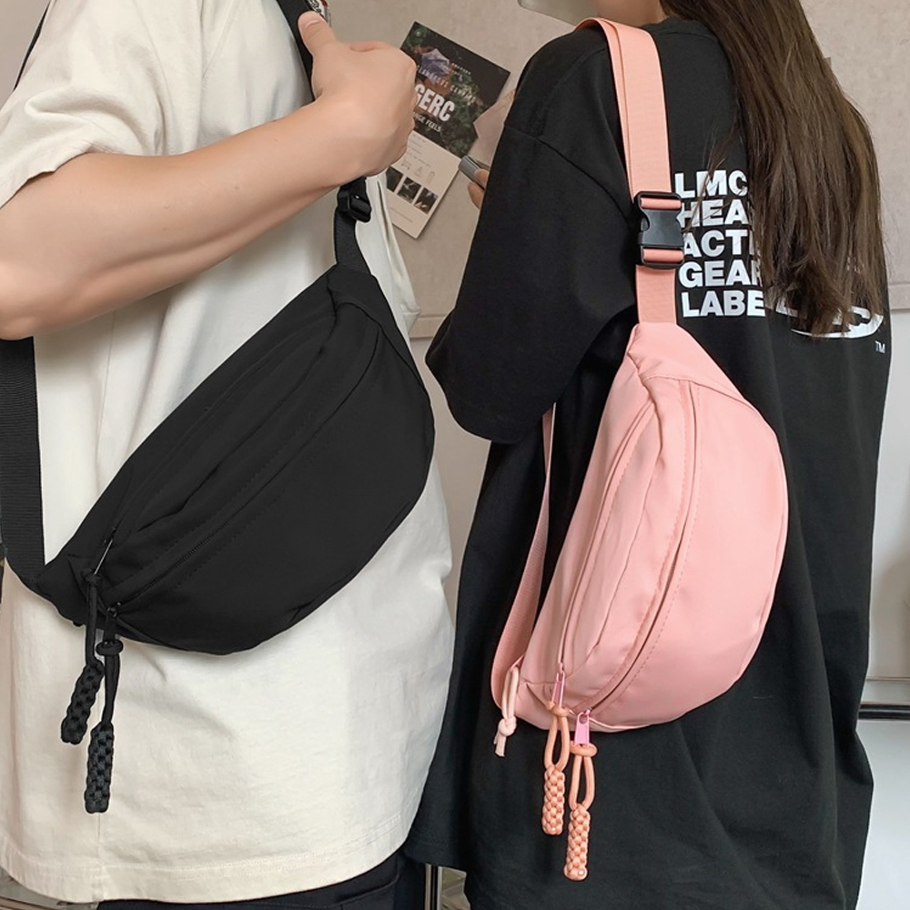 Lightweight Unisex Sports Crossbody Bag Adjustable Chest Bag For Travel Running And Workouts 4