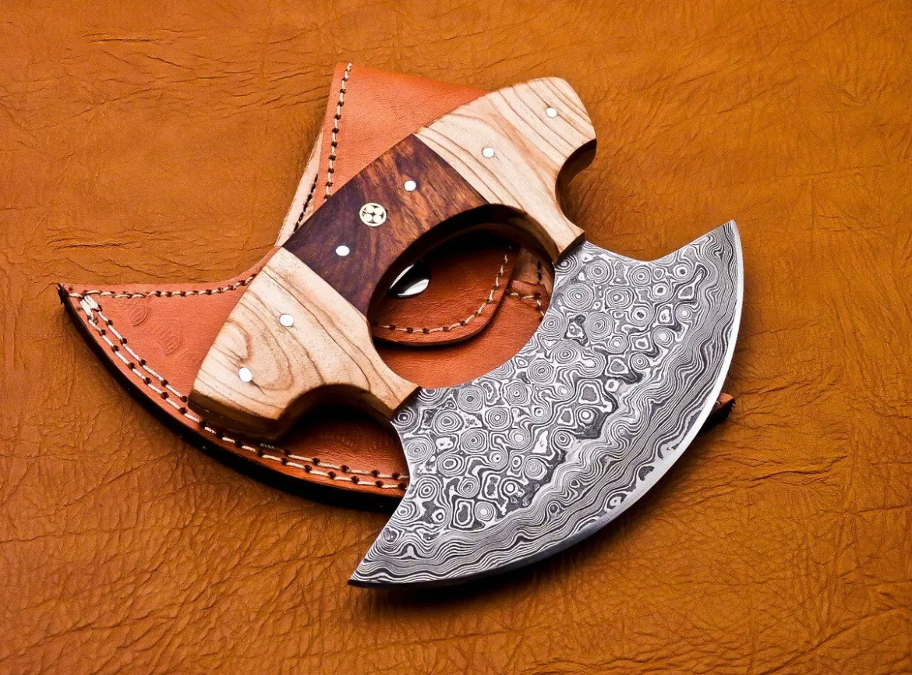 Handmade Damascus steel ulu knife pizza cutter – view 4