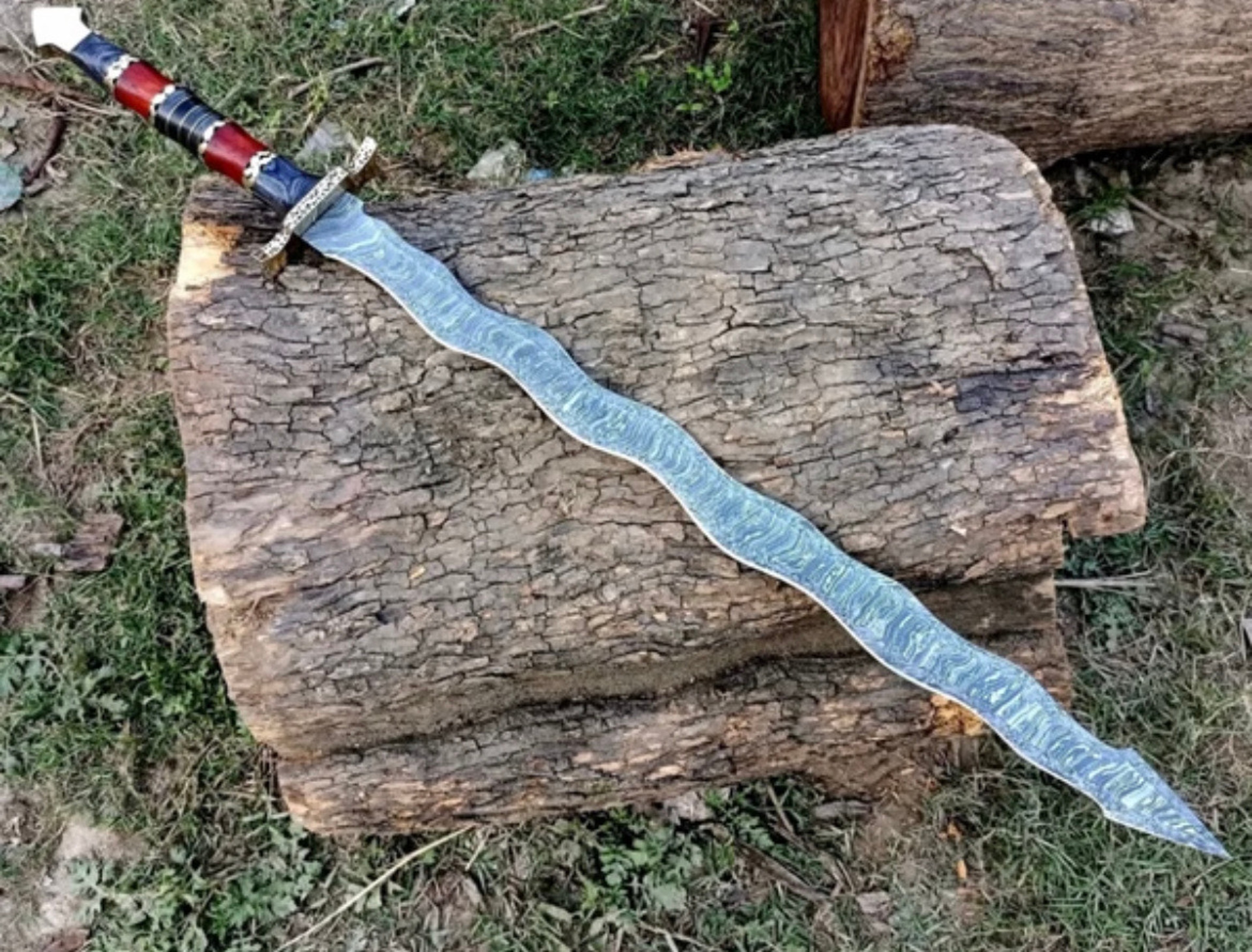 Custom Handmade Damascus Steel Double Edge Hunting Sword. – view 2