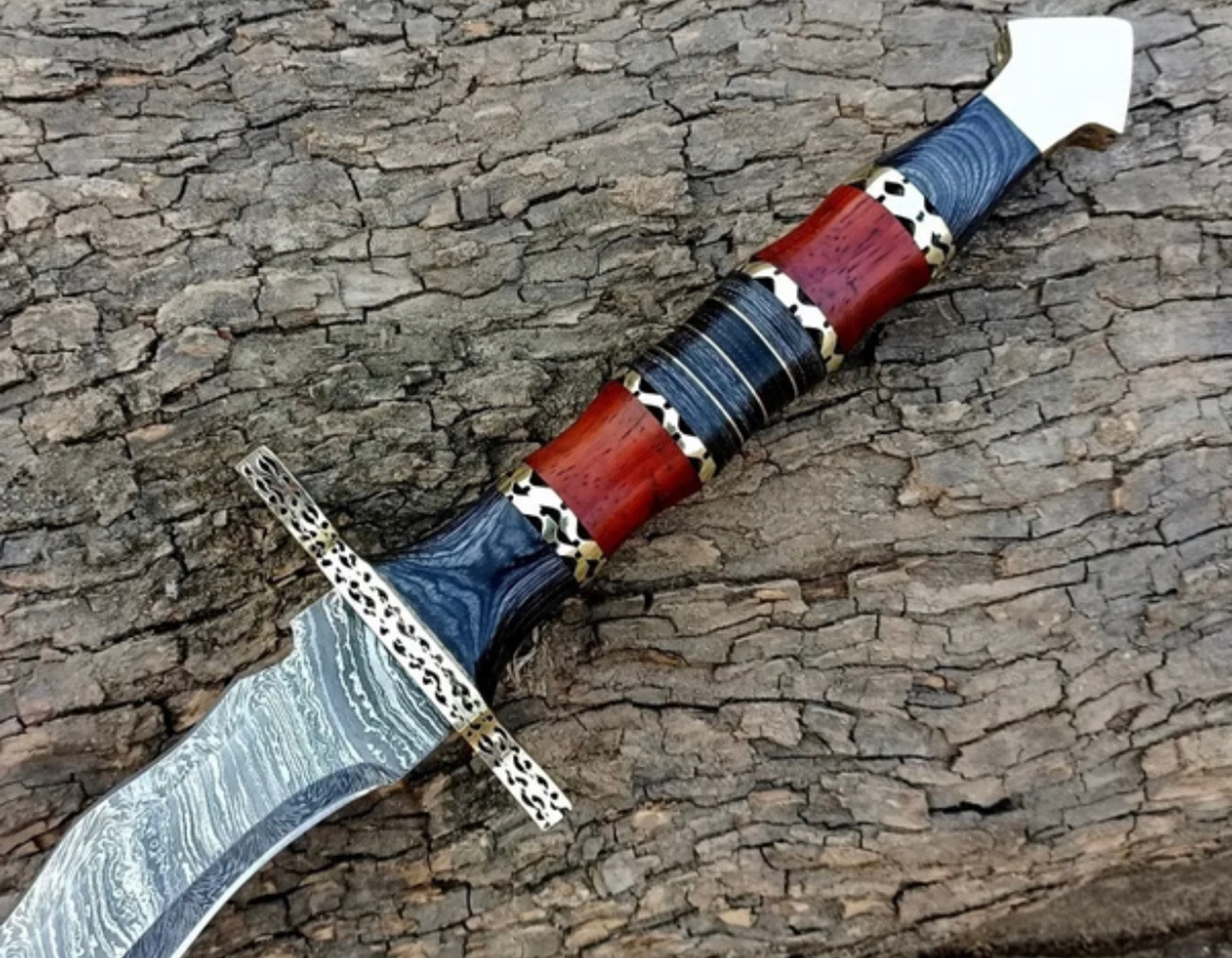 Custom Handmade Damascus Steel Double Edge Hunting Sword. – view 4