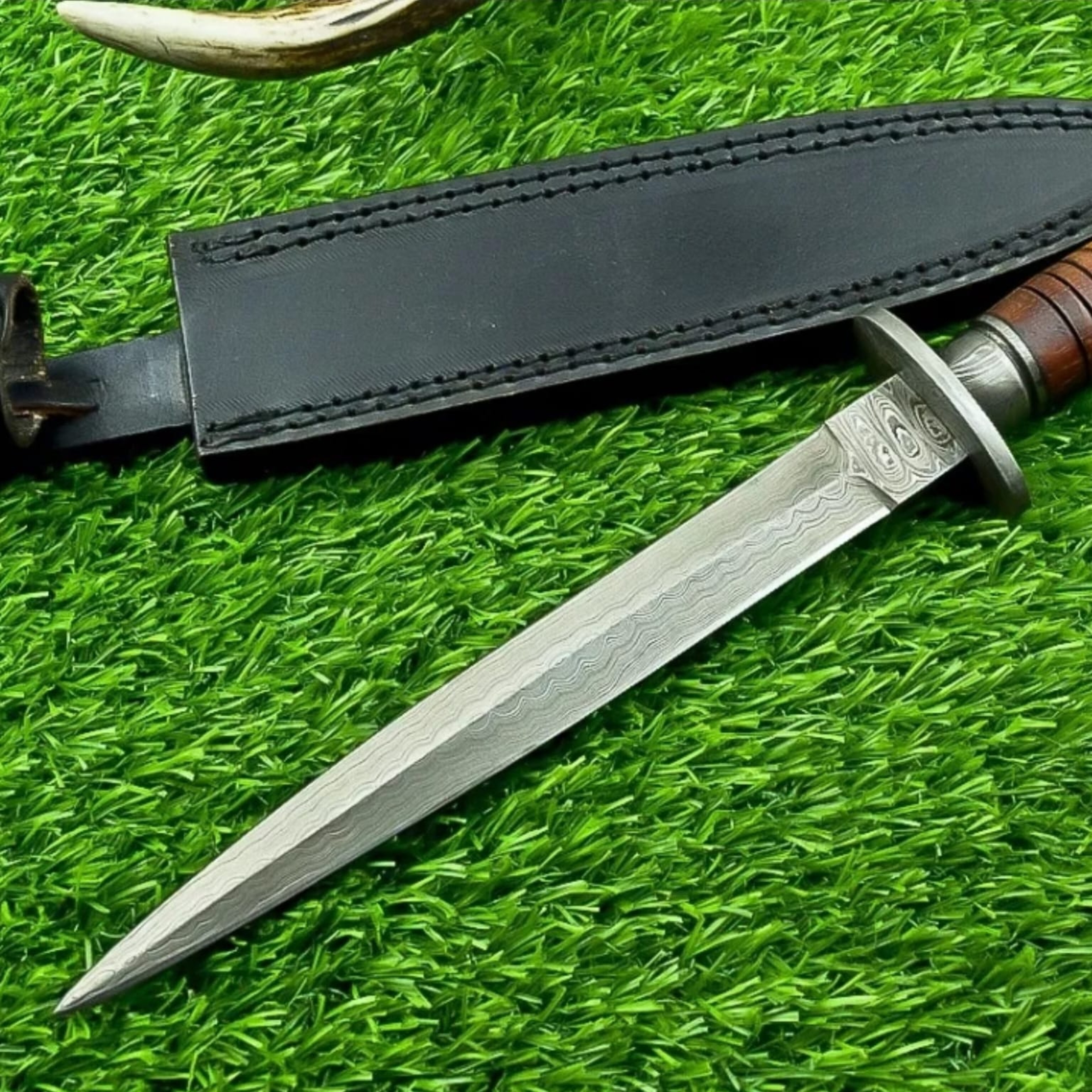 13" CUSTOM Handmade Hunting KNIFE Damascus Steel BLADE DAGGER HARD WOOD – view 2