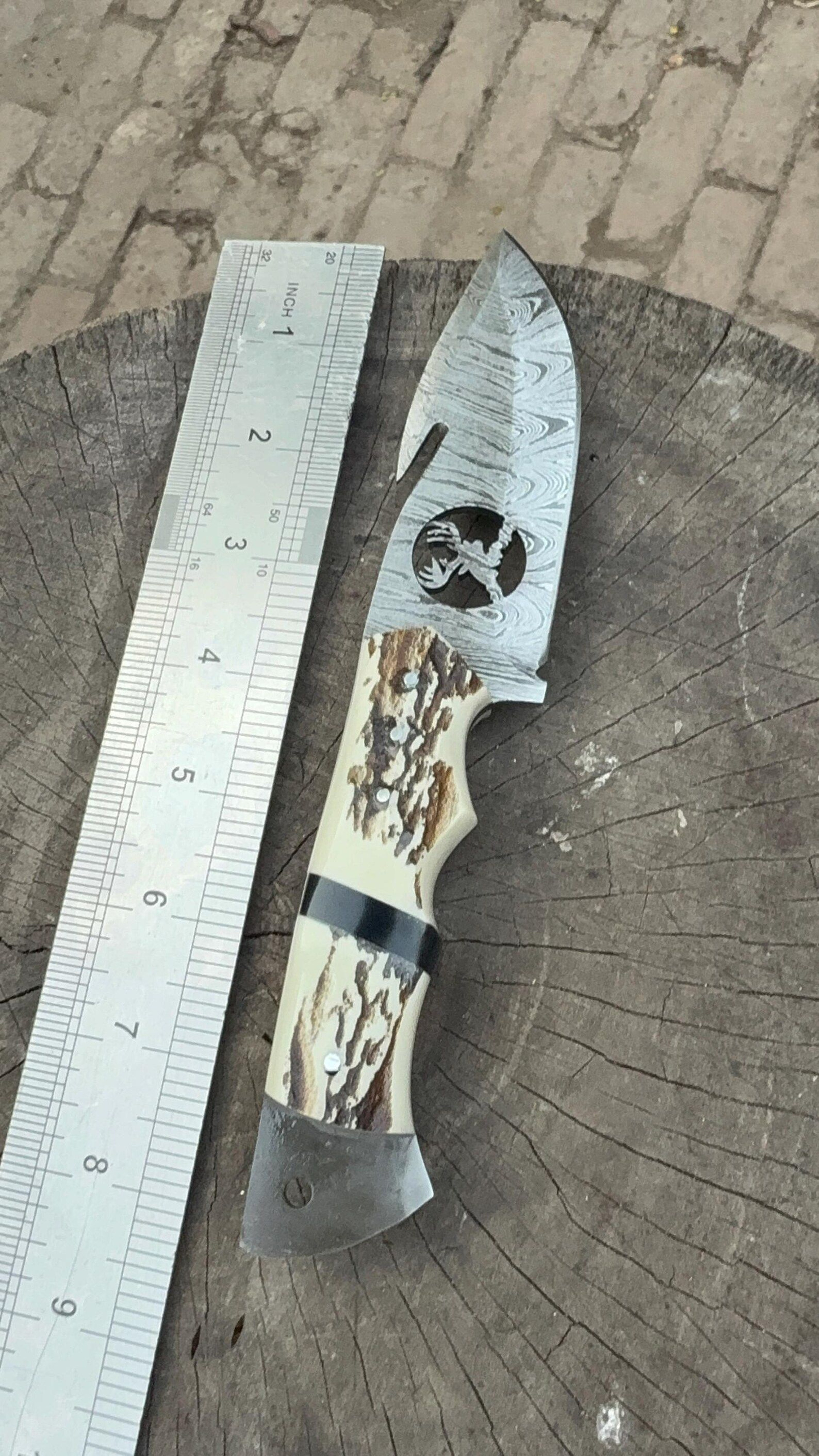 Handmade Damascus Steel Fixed Blade Knife With Genuine Natural Antler Handle And Decorative Eag 0