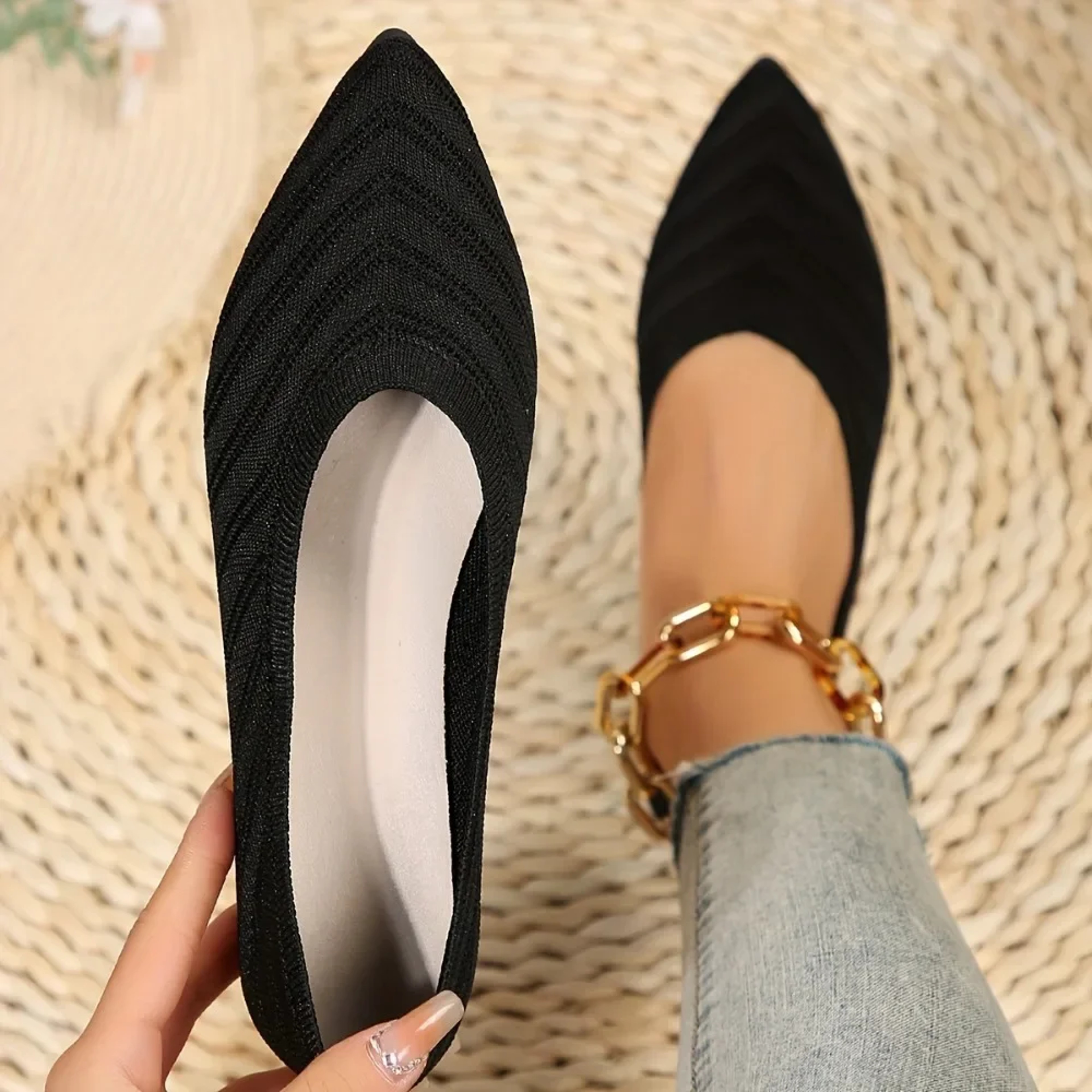 Women Pointed Toe Flat Shoes Solid Color Knitted Slip On Loafers | Casual Breathable Ballet Flats for Women – view 1