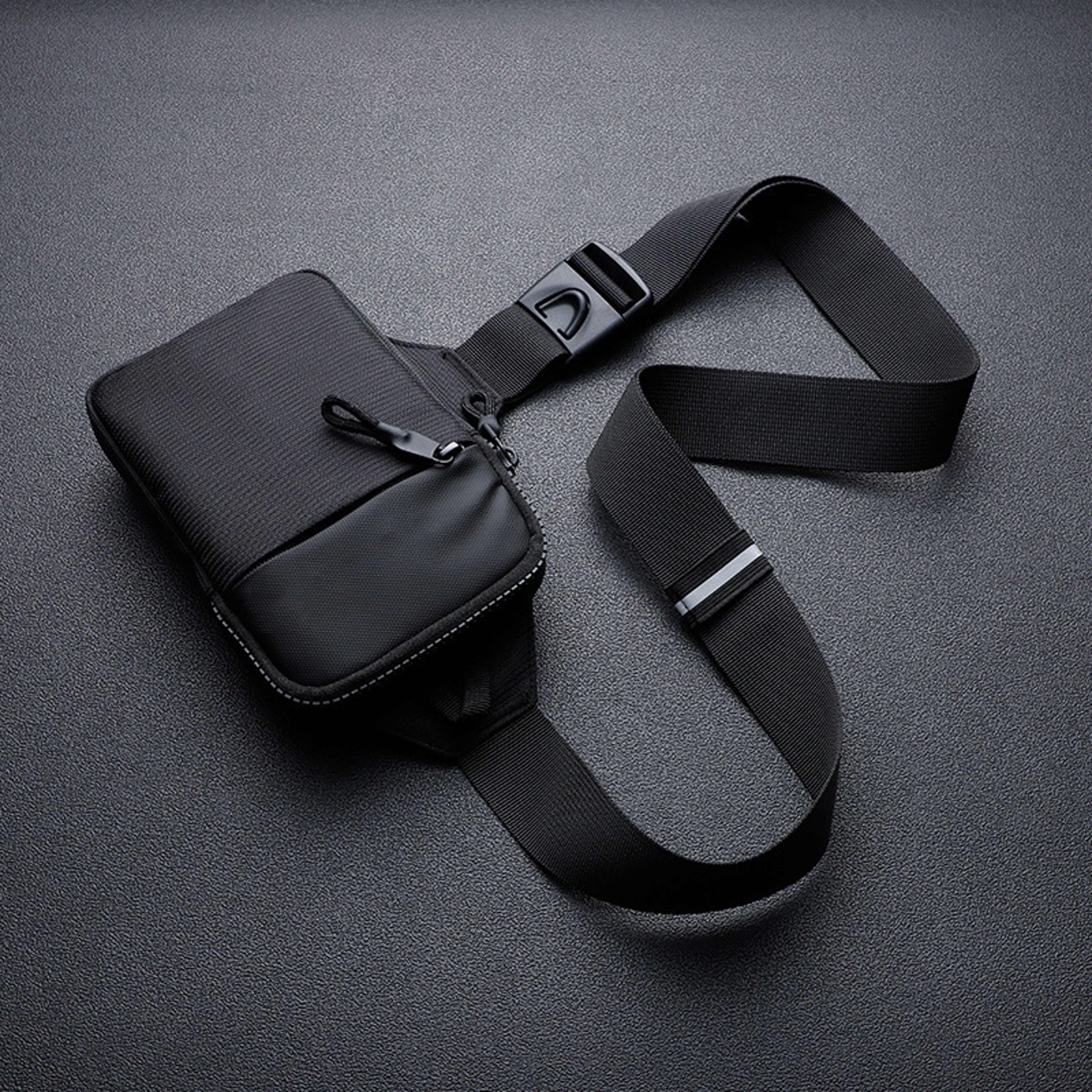 Trendy Unisex Chest Bag Large Capacity Crossbody For Fitness Sports  Leisure 0