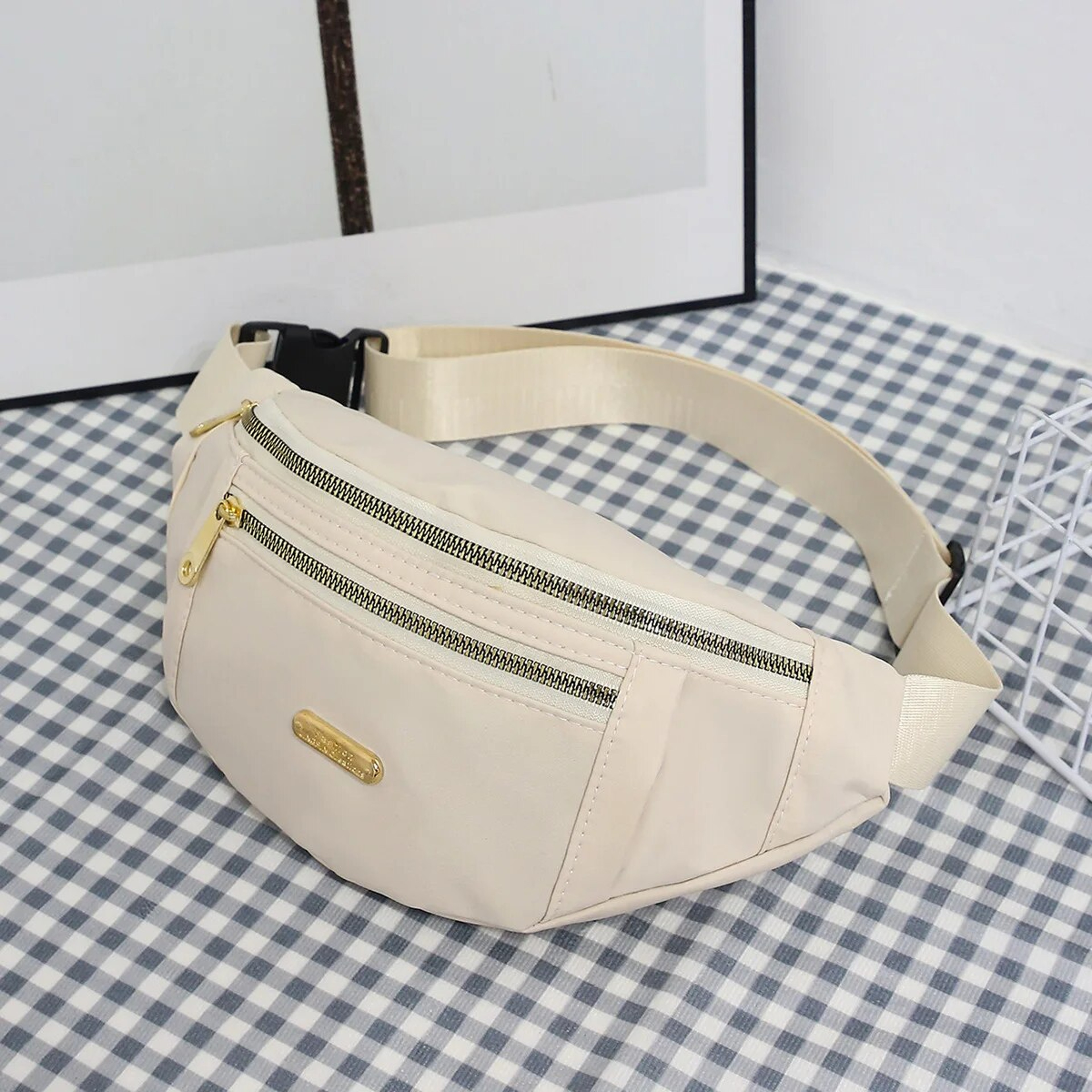 Women's Sports Waist Bag Crossbody Belt Bag with Multi Pocket Phone Storage – view 7