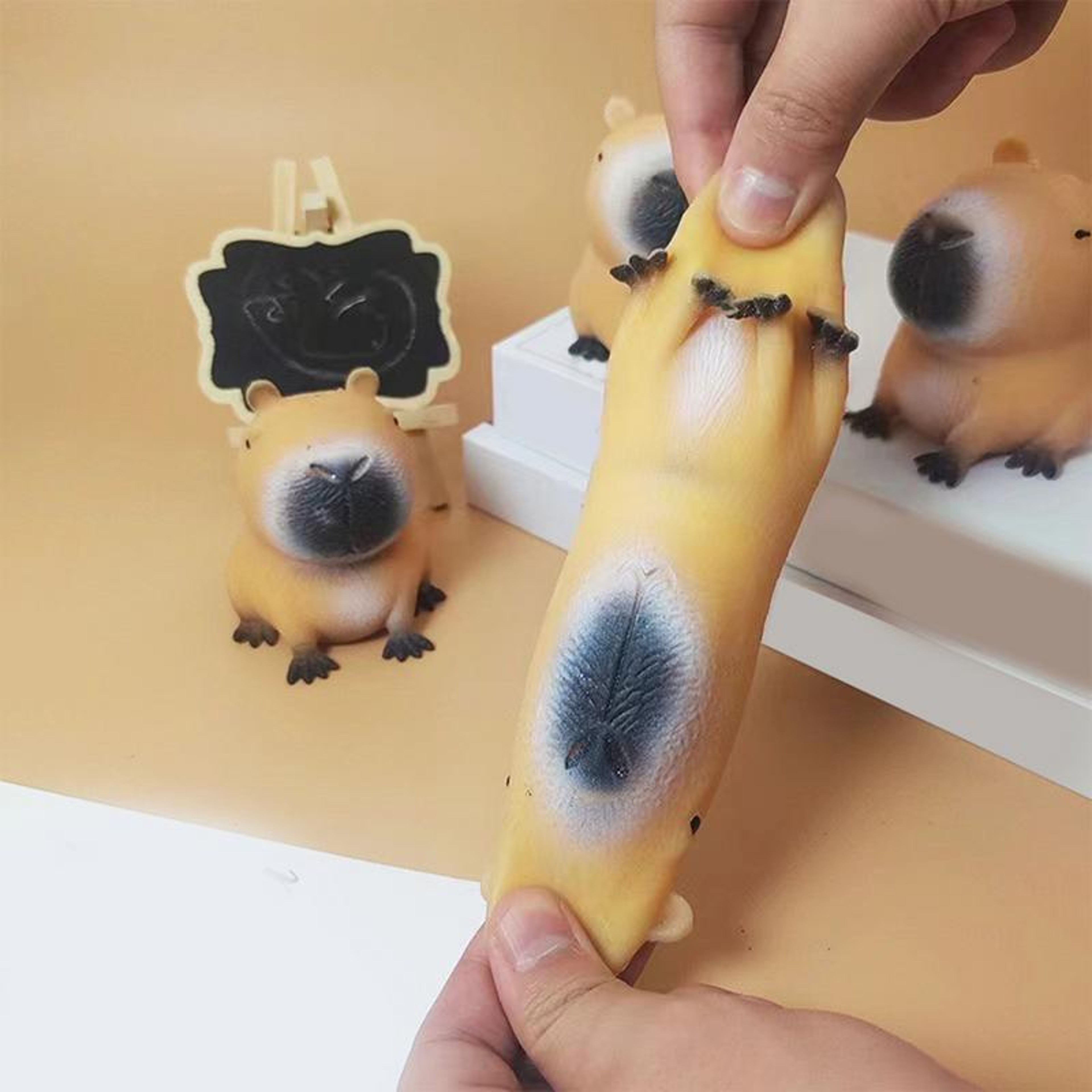 Cute Capybara Squeeze Toy Stress Relief Pinch Fidget Gift 0