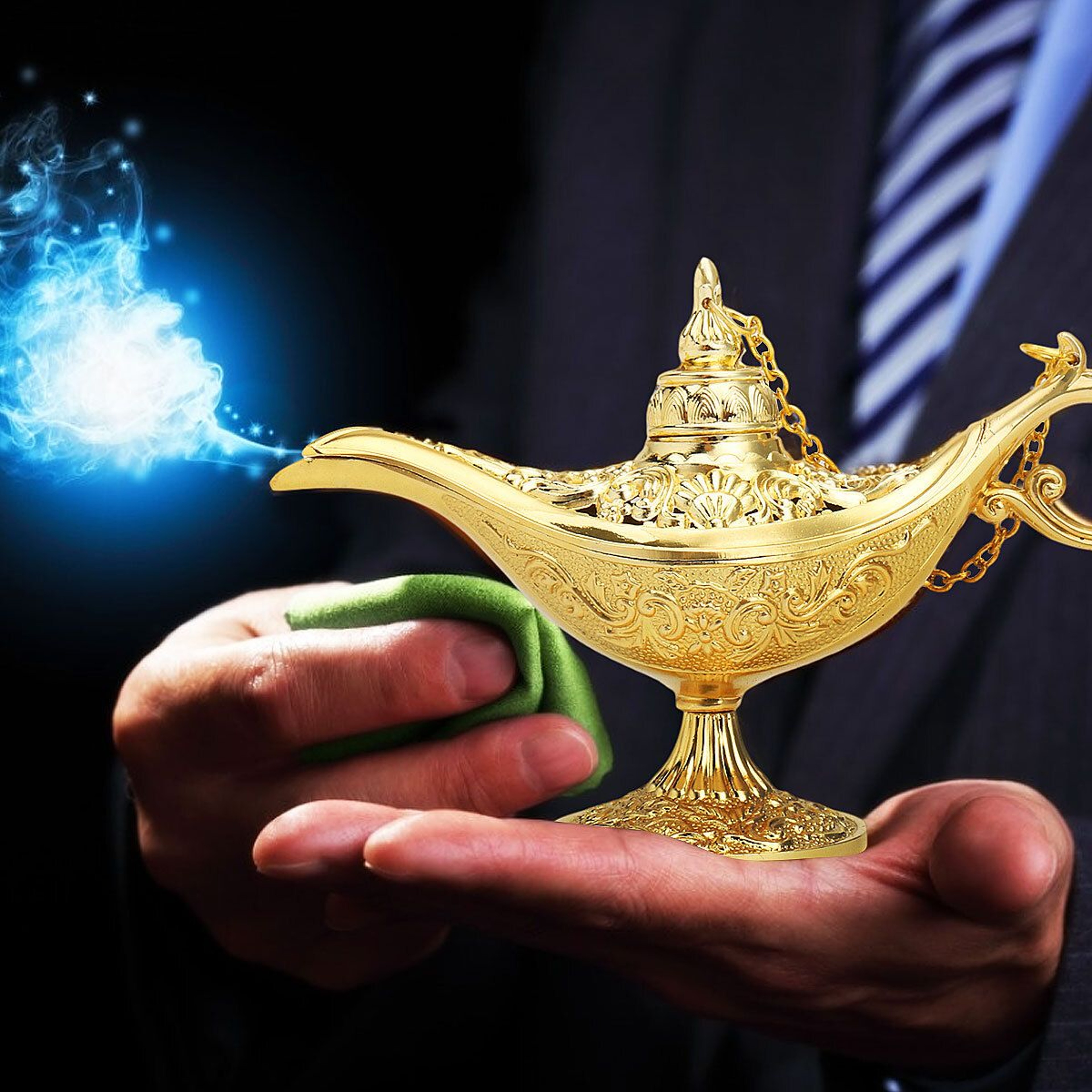 Collectable Carved Rare Genies Lamp Gold Zinc Alloy Aladdins Lamp Model for Home Decoration