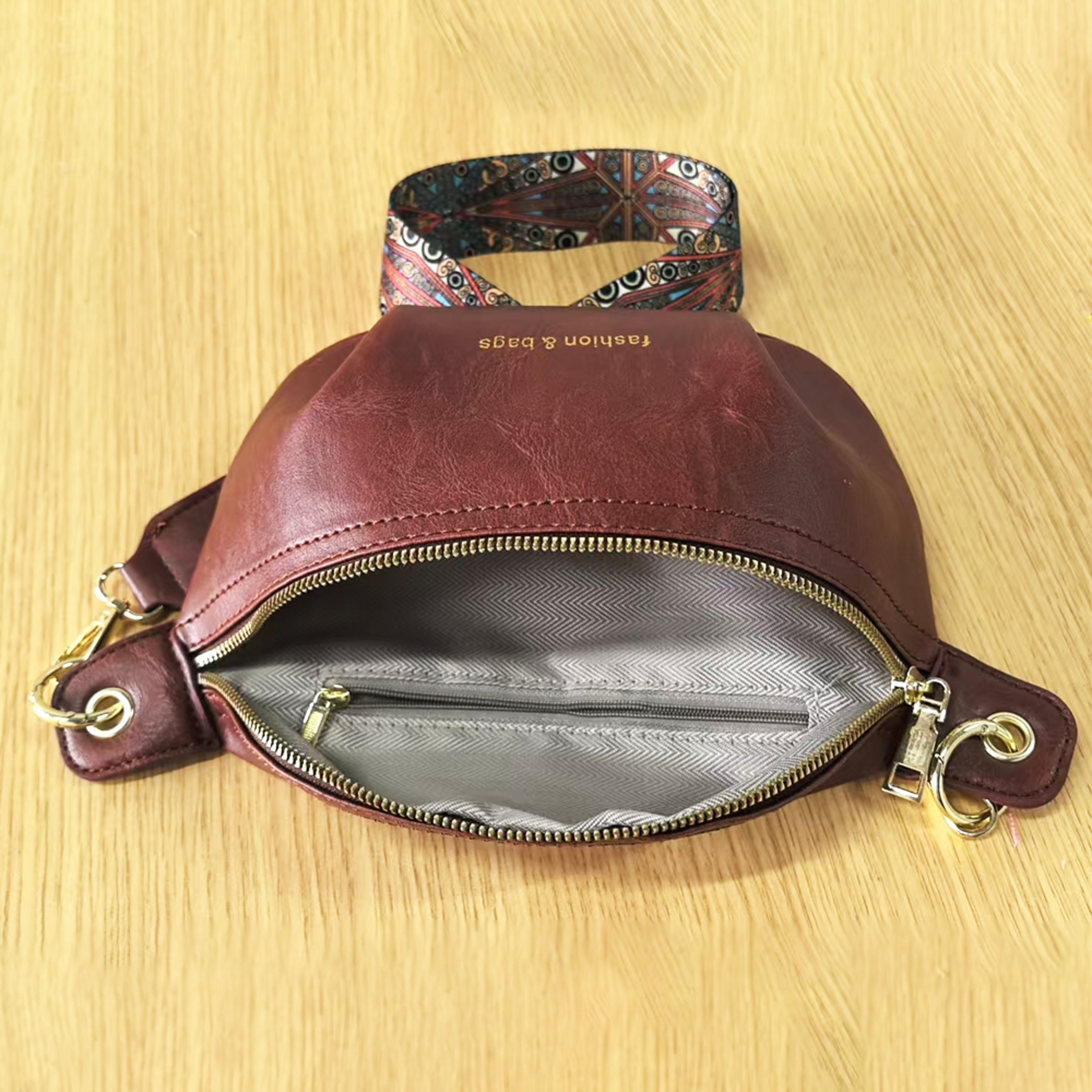 Fashionable Womens Crossbody Bag Casual Chest Waist  Shoulder Bag For Everyday Use 3