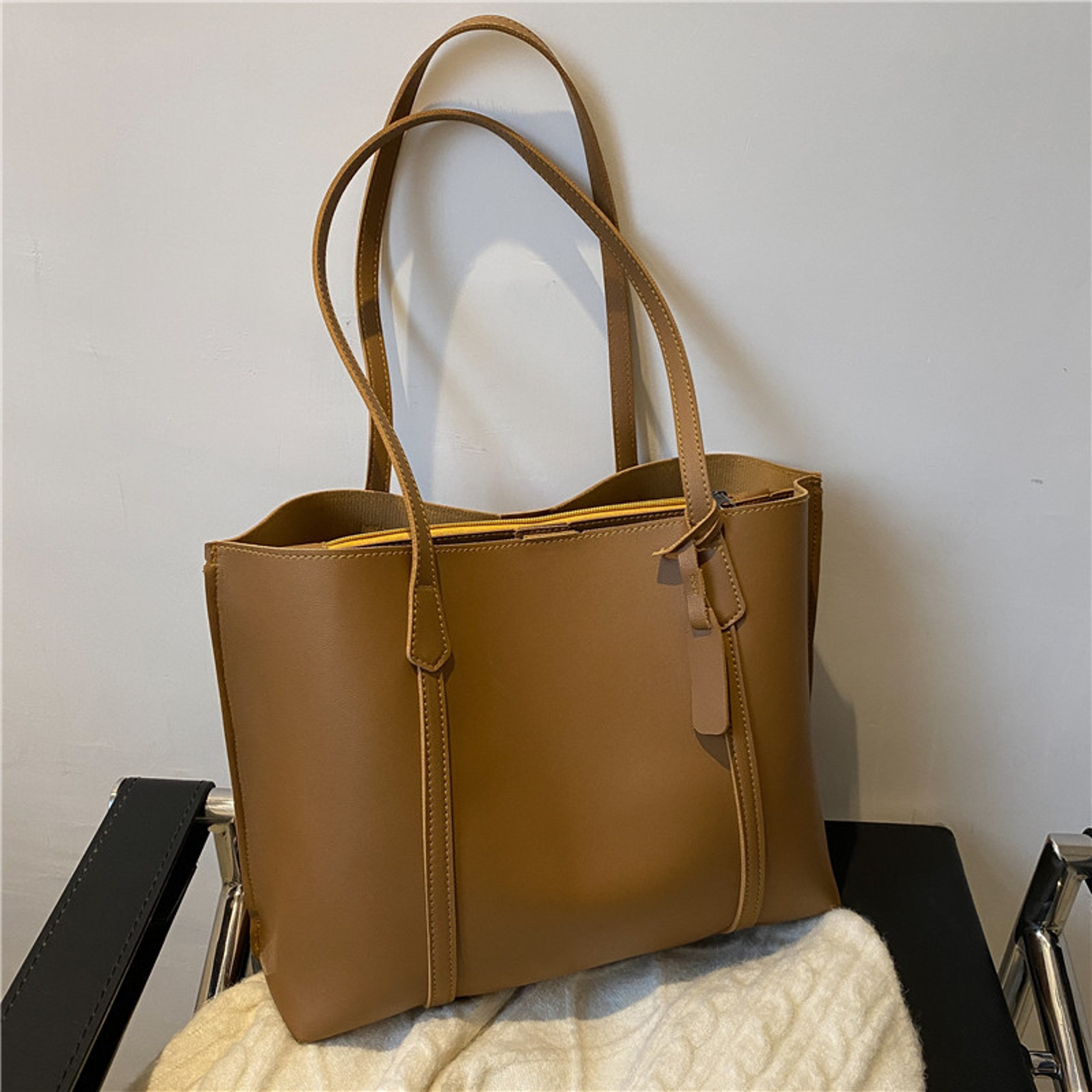 Large Capacity Womens Leather Tote Bag Soft Casual Versatile Shoulder Bag For Women 7