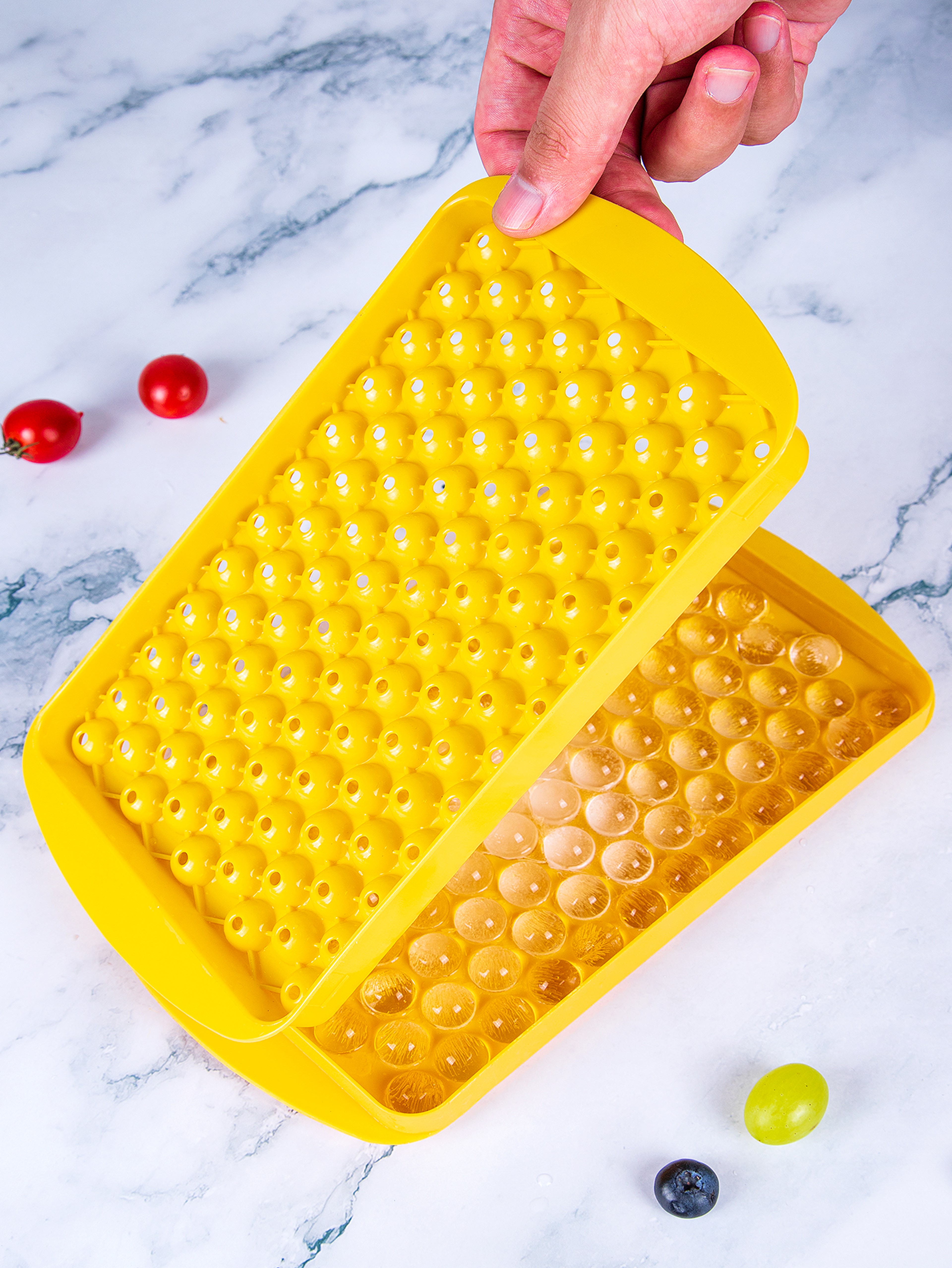 Premium Silicone Ice Cube Tray Cube Stackable Ice Molds With Lid 8