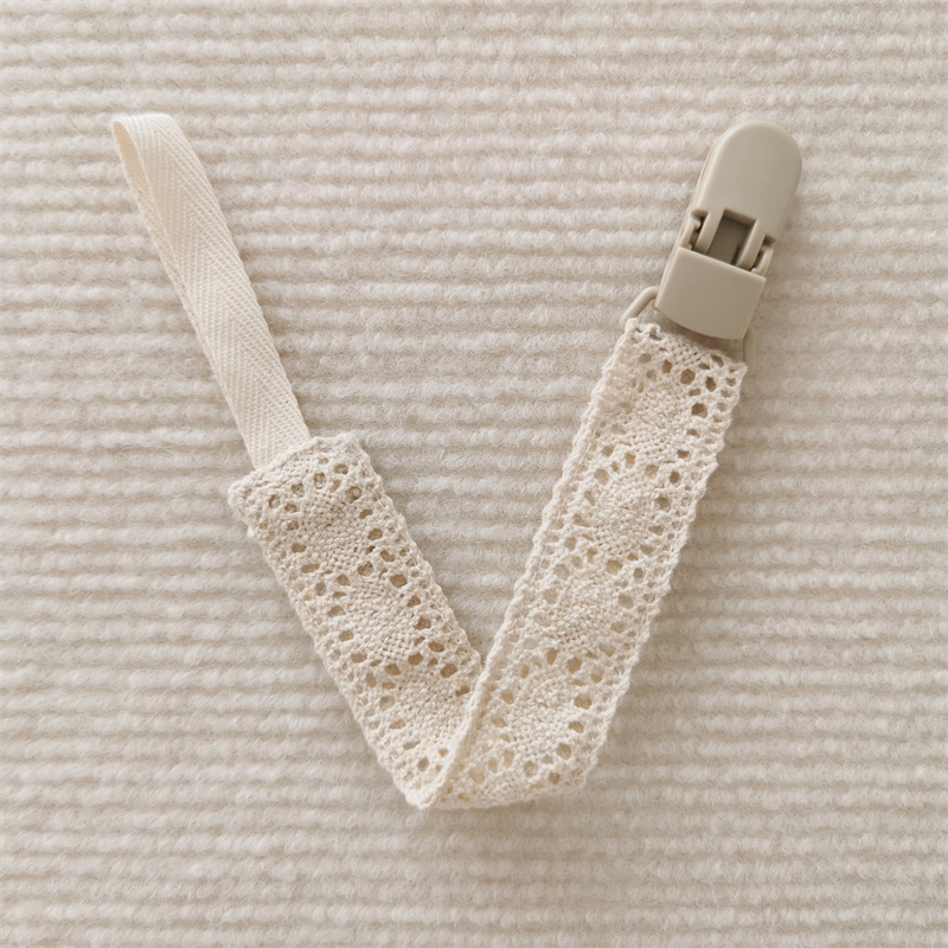 Cloth And Plastic Baby Pacifier Holder Trendy Lace Teether Toy Clip Chain 6