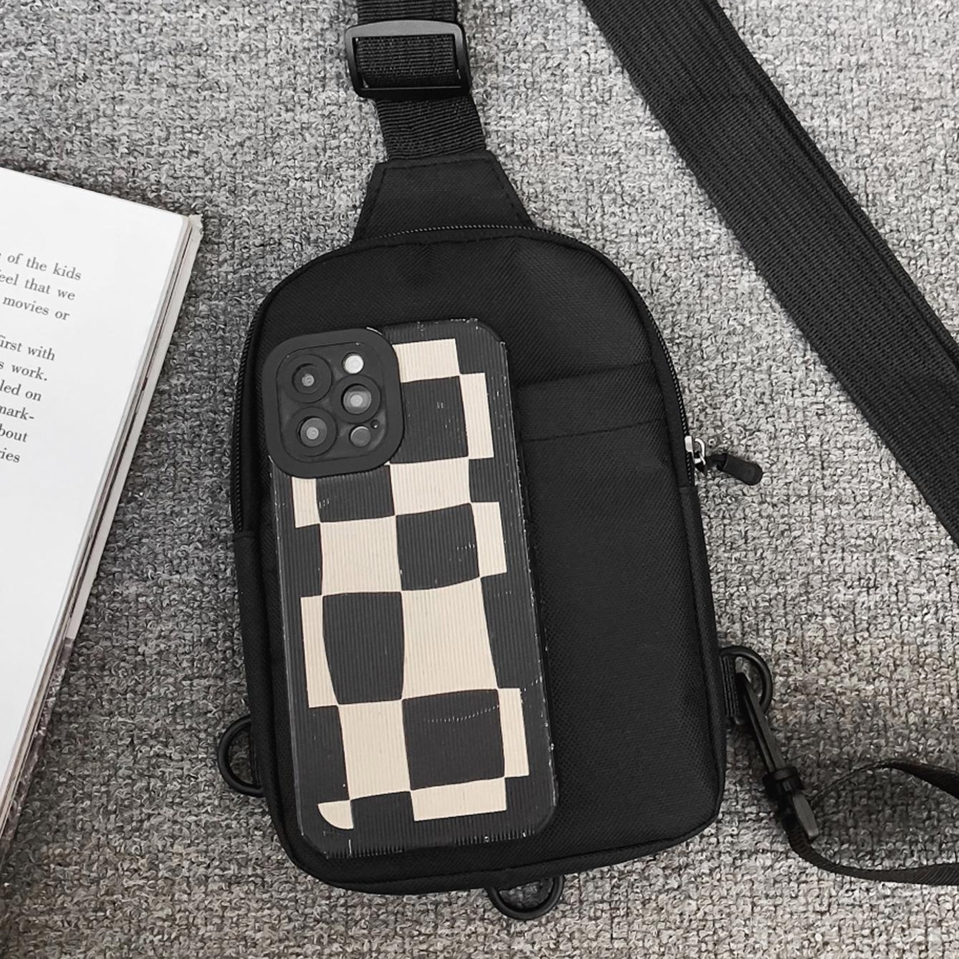 Fashion Black Messenger Bag, Mini Sling Shoulder Chest Bag Casual Chest Bag Backpack Variable Waist Bag Mobile Phone Bag – view 4
