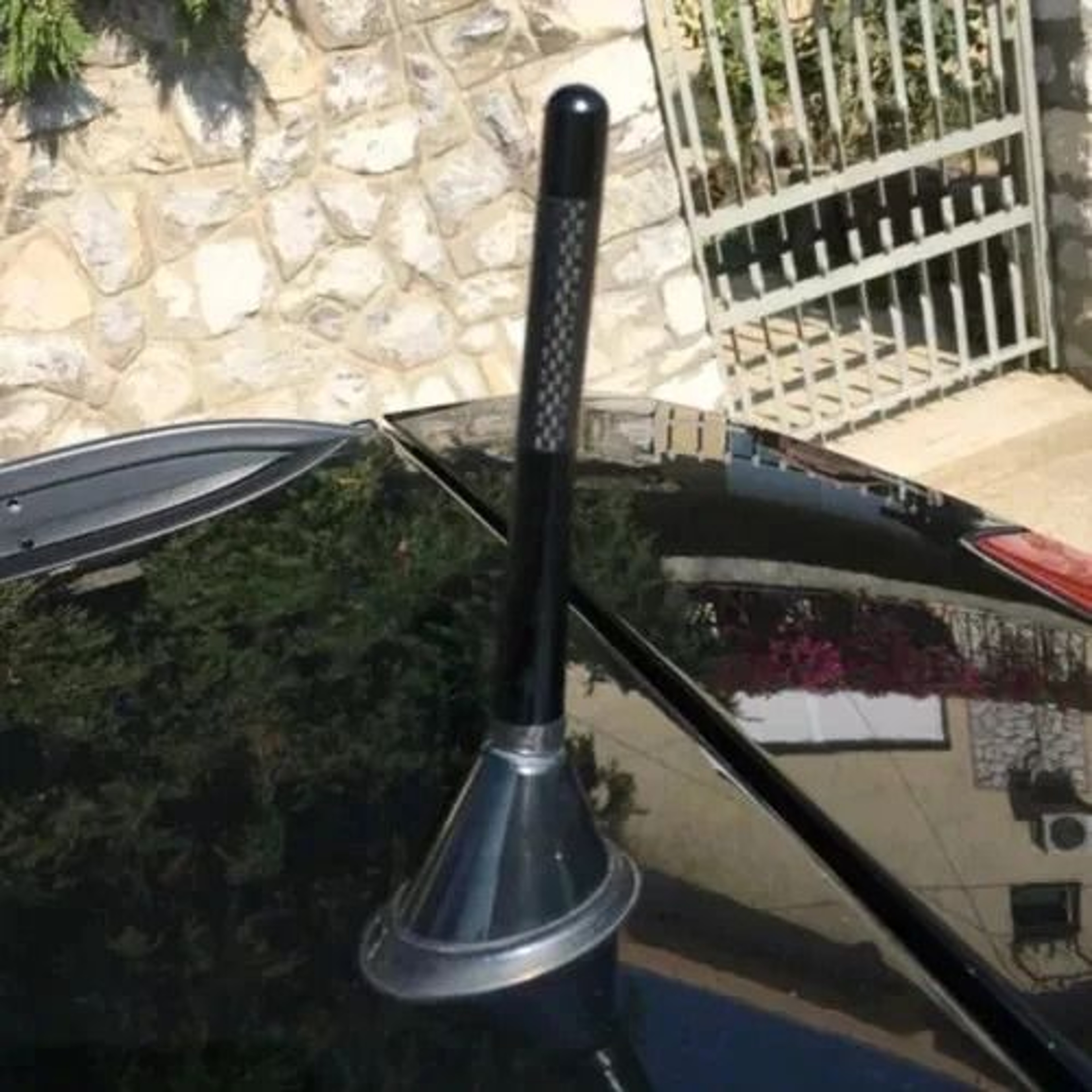 Universal Car Interior Amplified AMFM Radio Antenna Signal Booster For Superior Reception 2