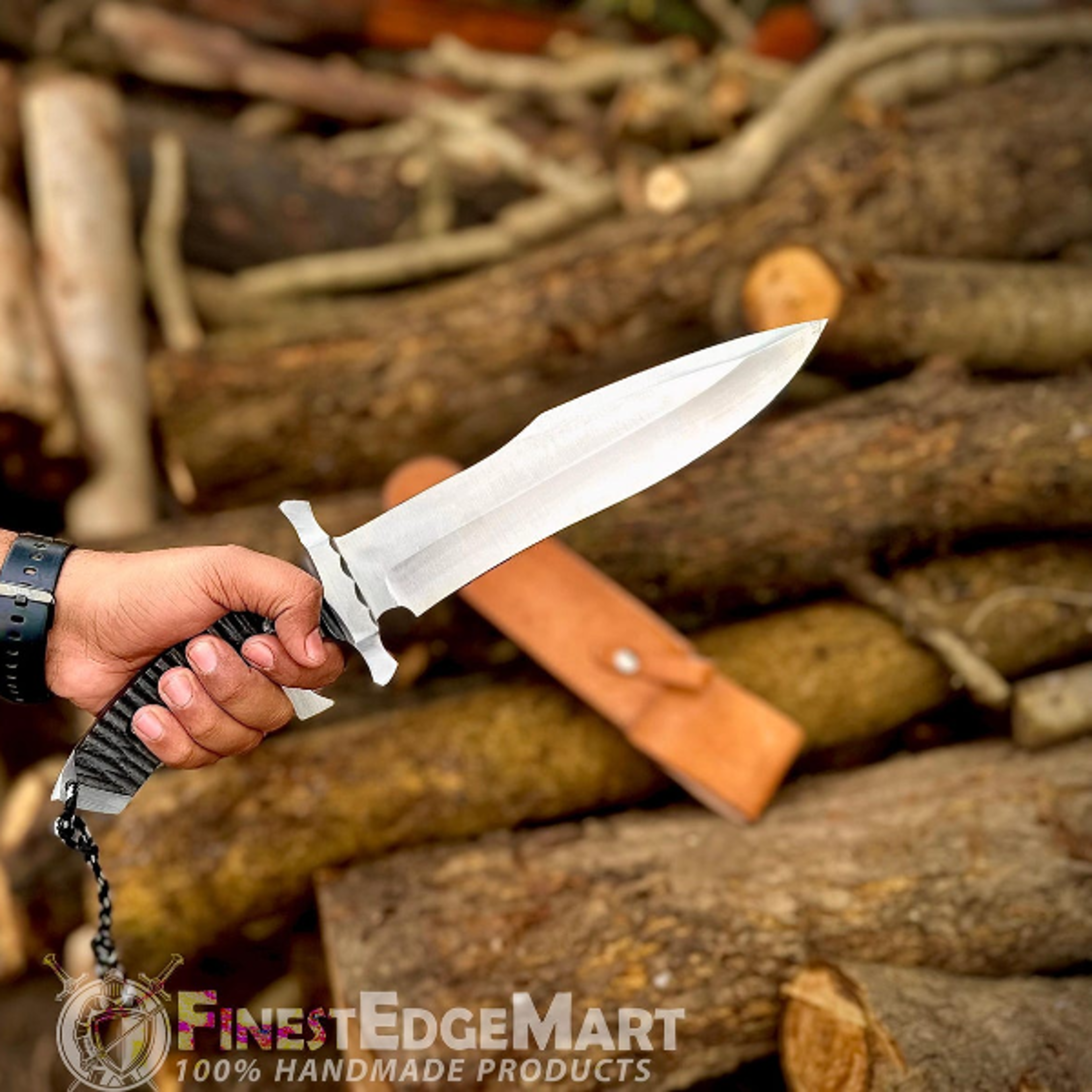 Premium Handmade Damascus Steel Bowie Knife With Leather Sheath  Perfect For Hunting Camping And Co