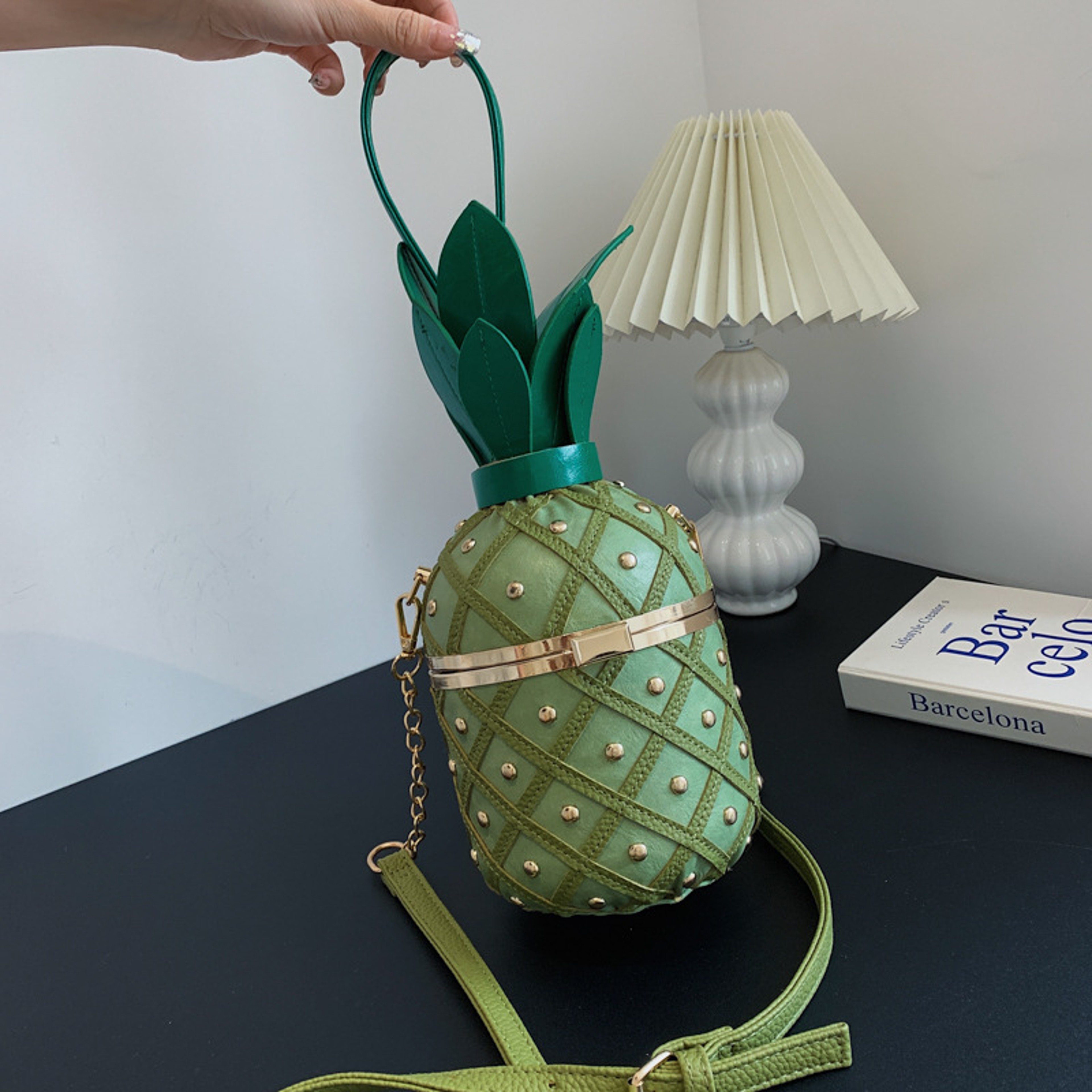 Novelty Women's Pineapple Crossbody Shoulder Handbag Hawaiian PU Leather Rivets Tote Bag for Girls – view 9
