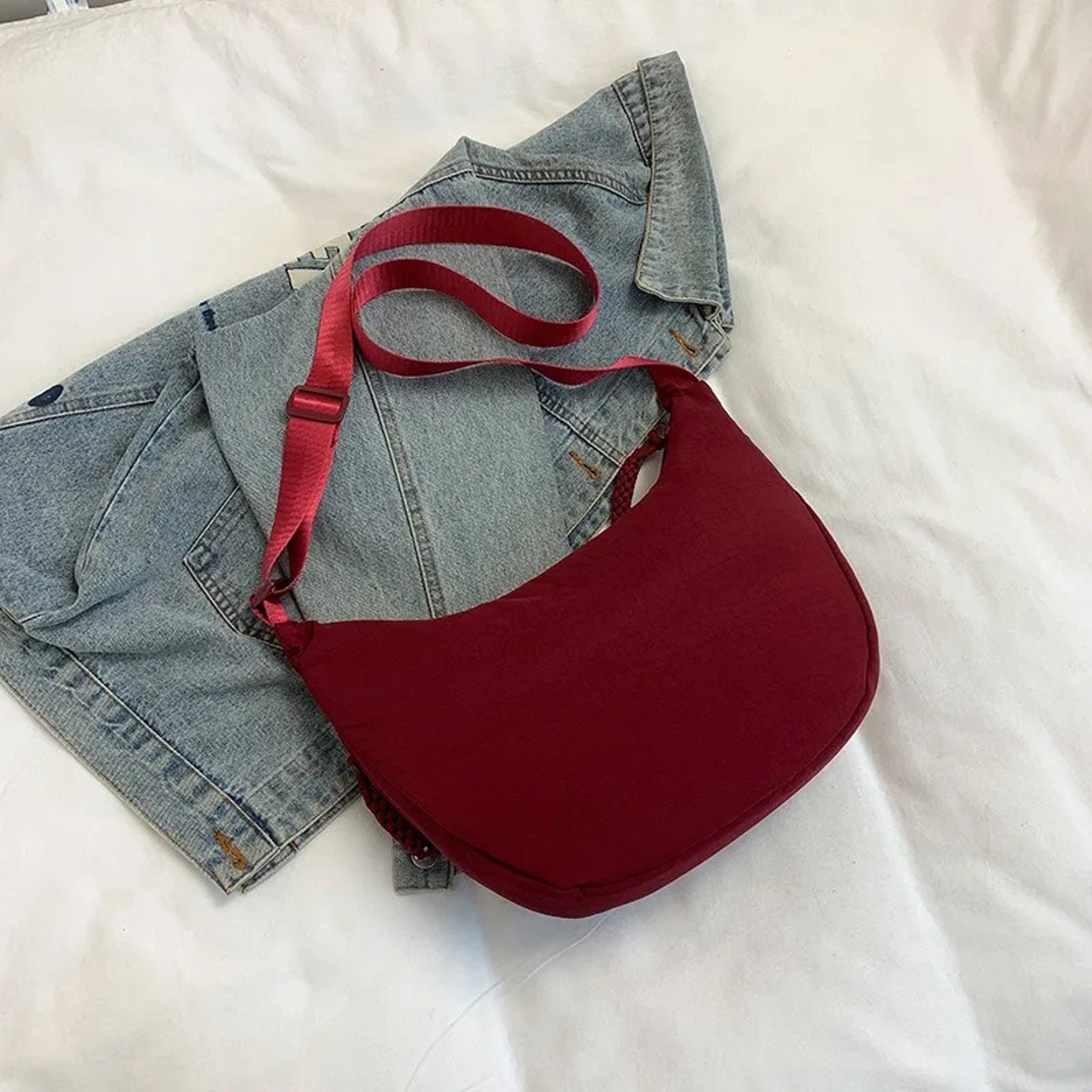 Minimalist Canvas Shoulder Bag For Women Everyday Dumpling Tote With Zipper Closure 2