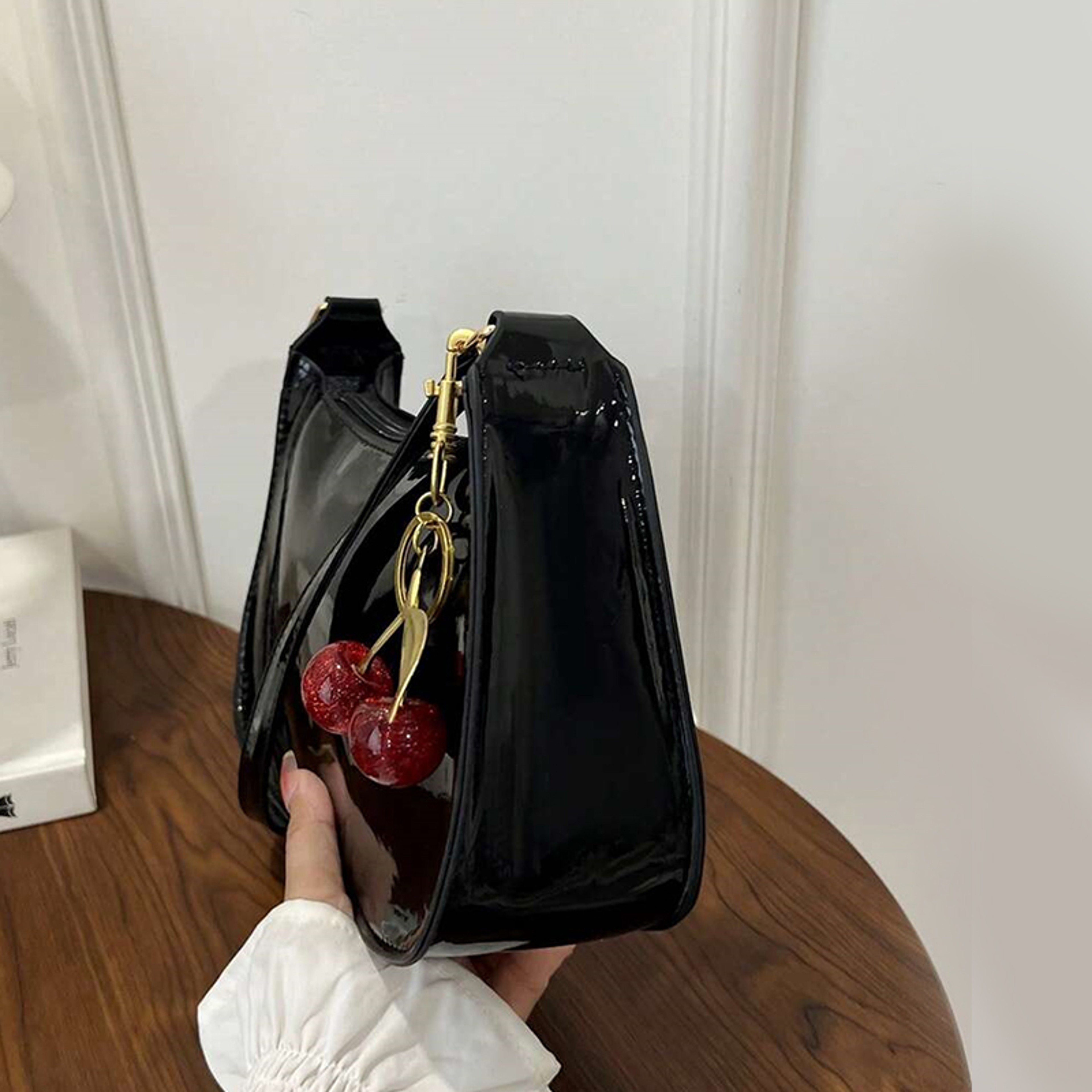 Cherry Charm Leather Handbag for Women Stylish Shoulder Bag for Everyday Commuting – view 6