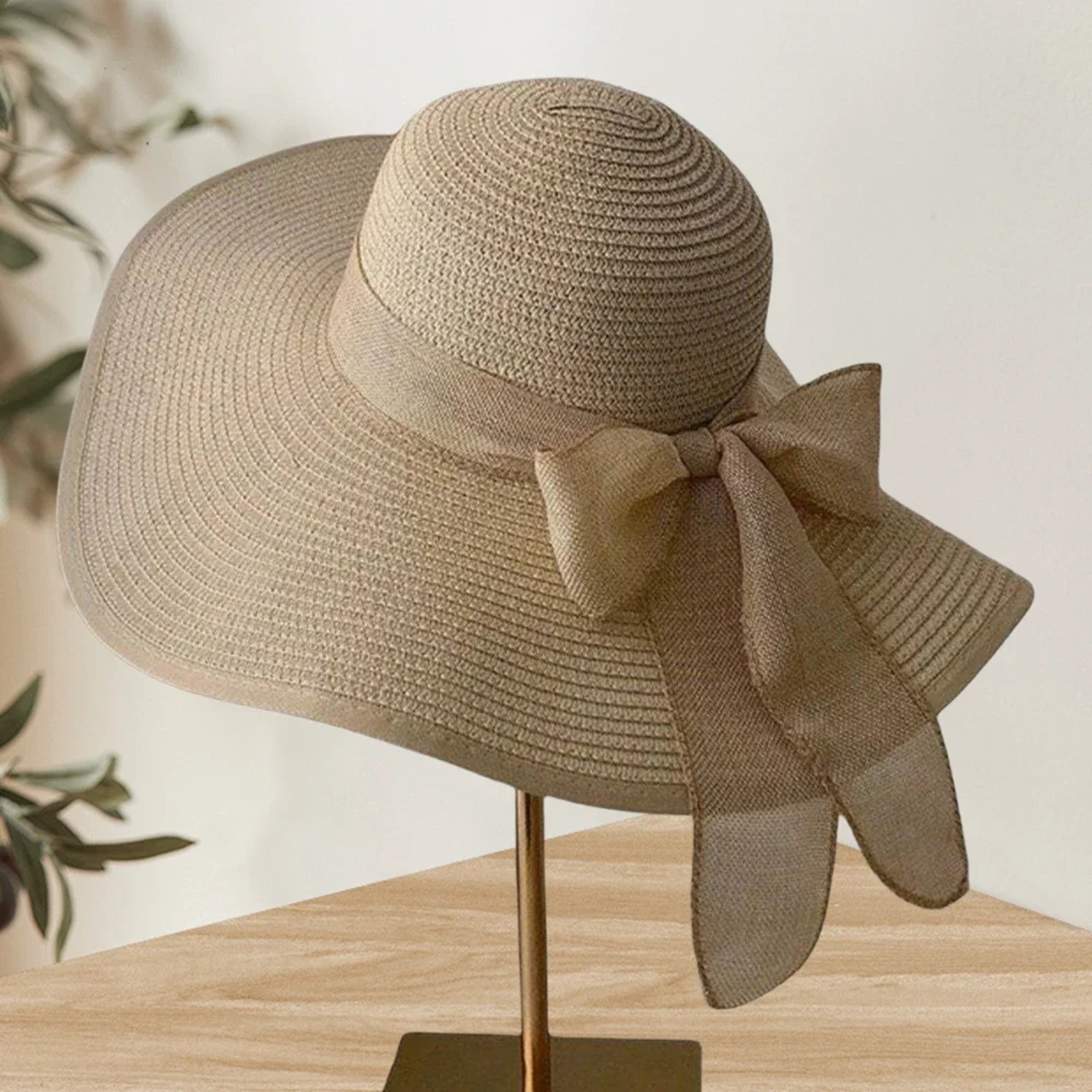 SunShield Oversized Straw Beach Hat for Women with Wide Brim and Bow – view 9
