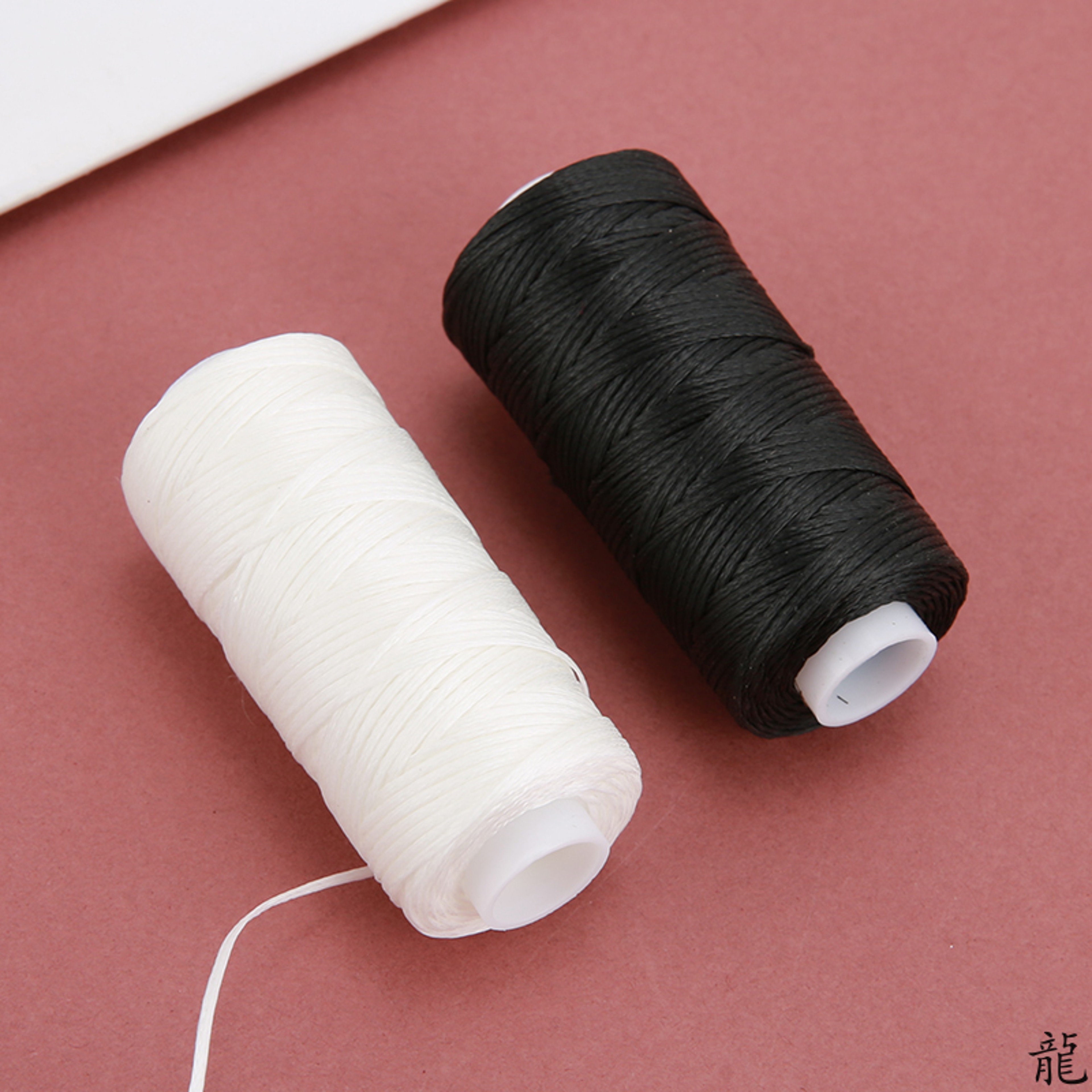 0.8mm Flat Waxed Polyester Thread for Leather Sewing and DIY Crafts – view 4
