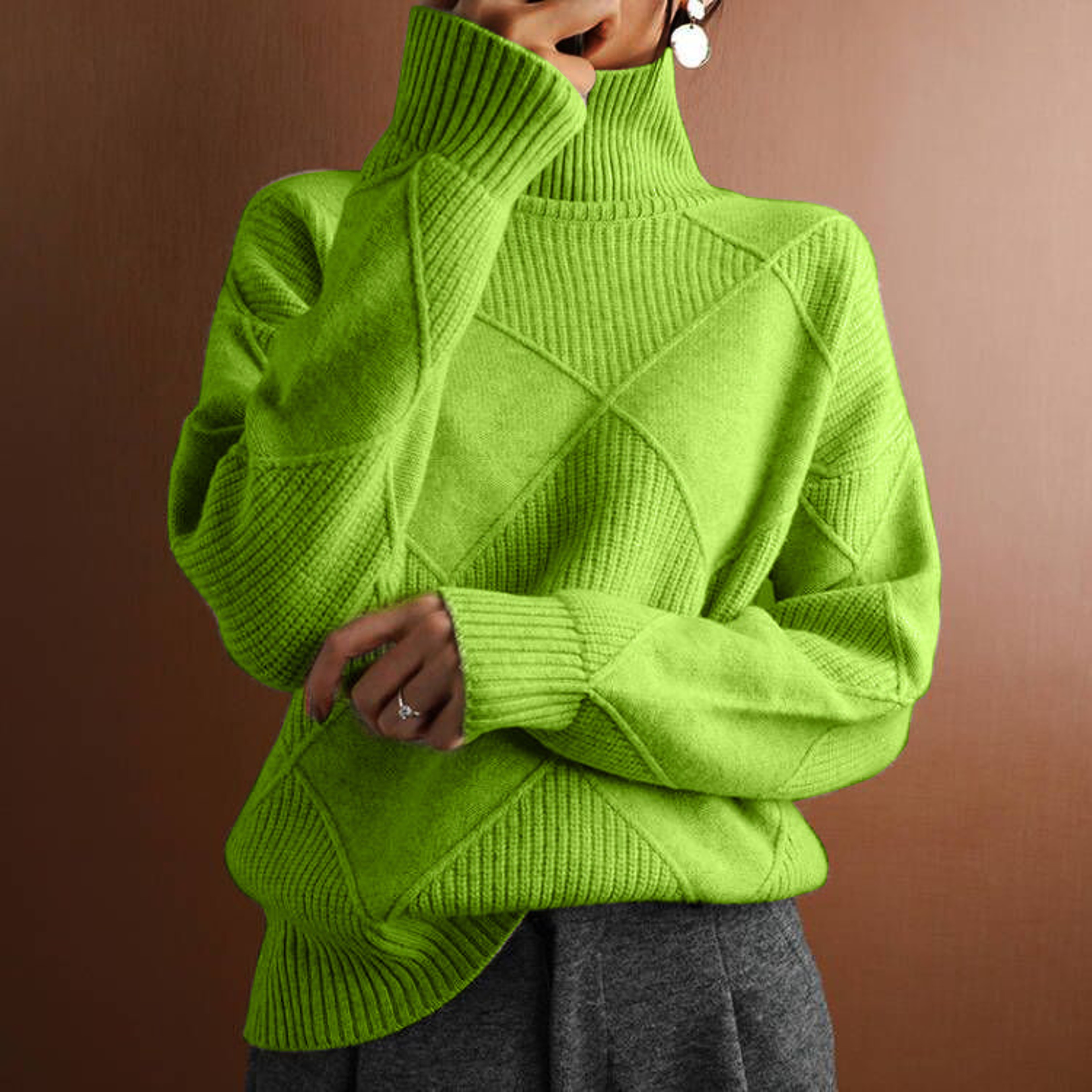 Women's Slim Fit Turtleneck Sweater with Long Sleeves – view 14