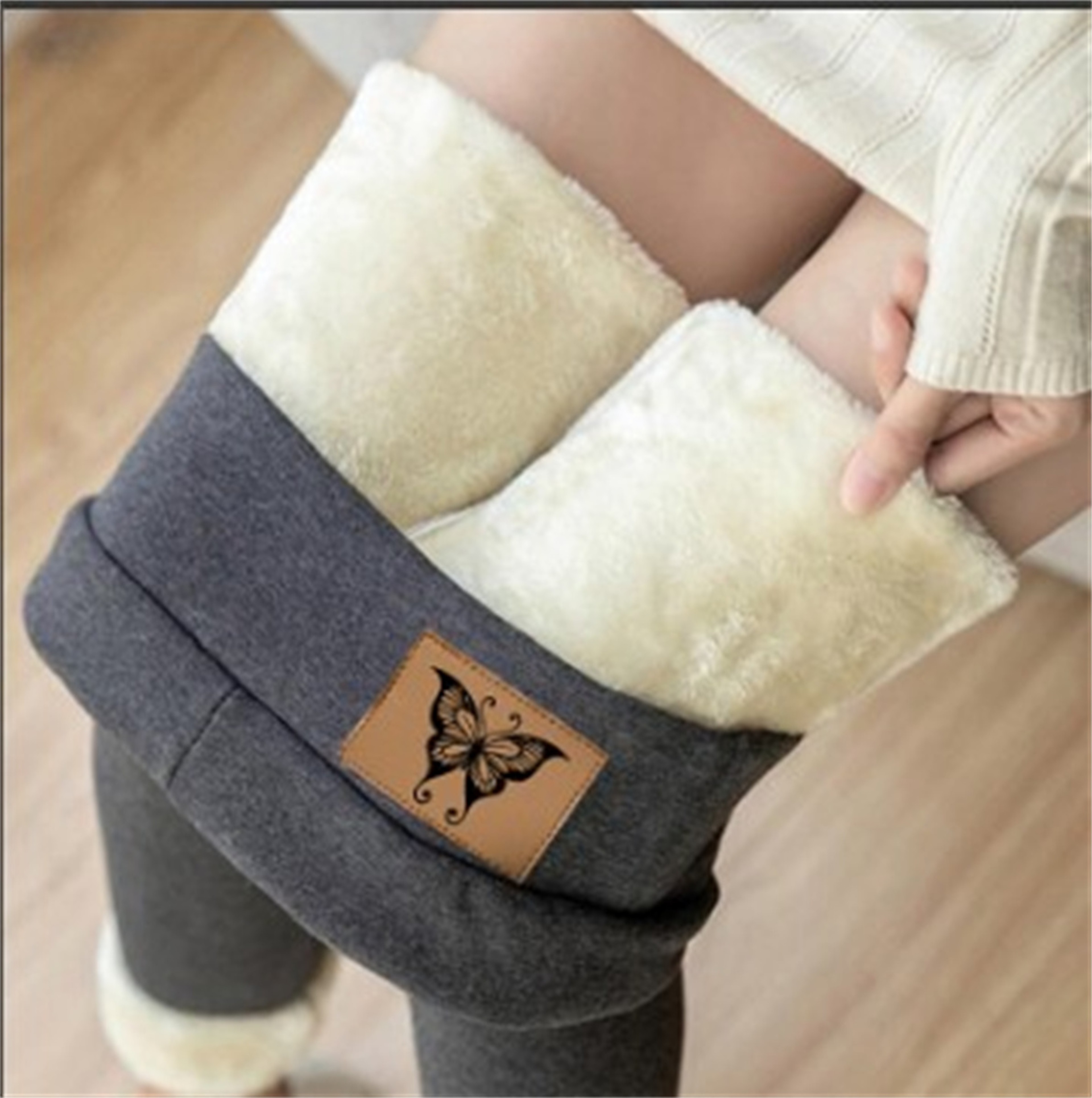Women's Winter Fleece-Lined Leggings High-Waisted Stretchy Thermal Pants with Pockets – view 11