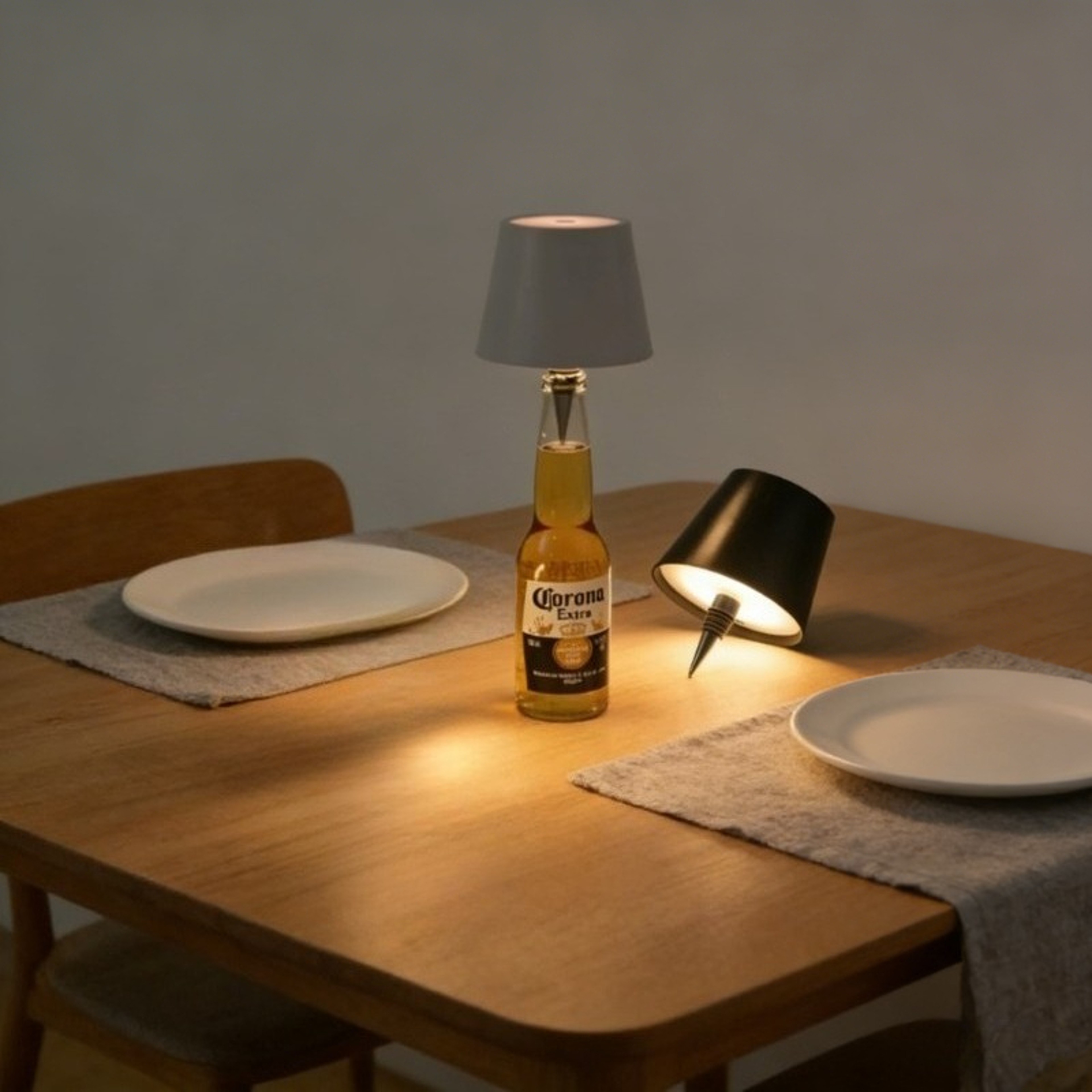 LED Wireless BottleShaped Table Lamp With Touch Dimming And 3 Light Colors 0