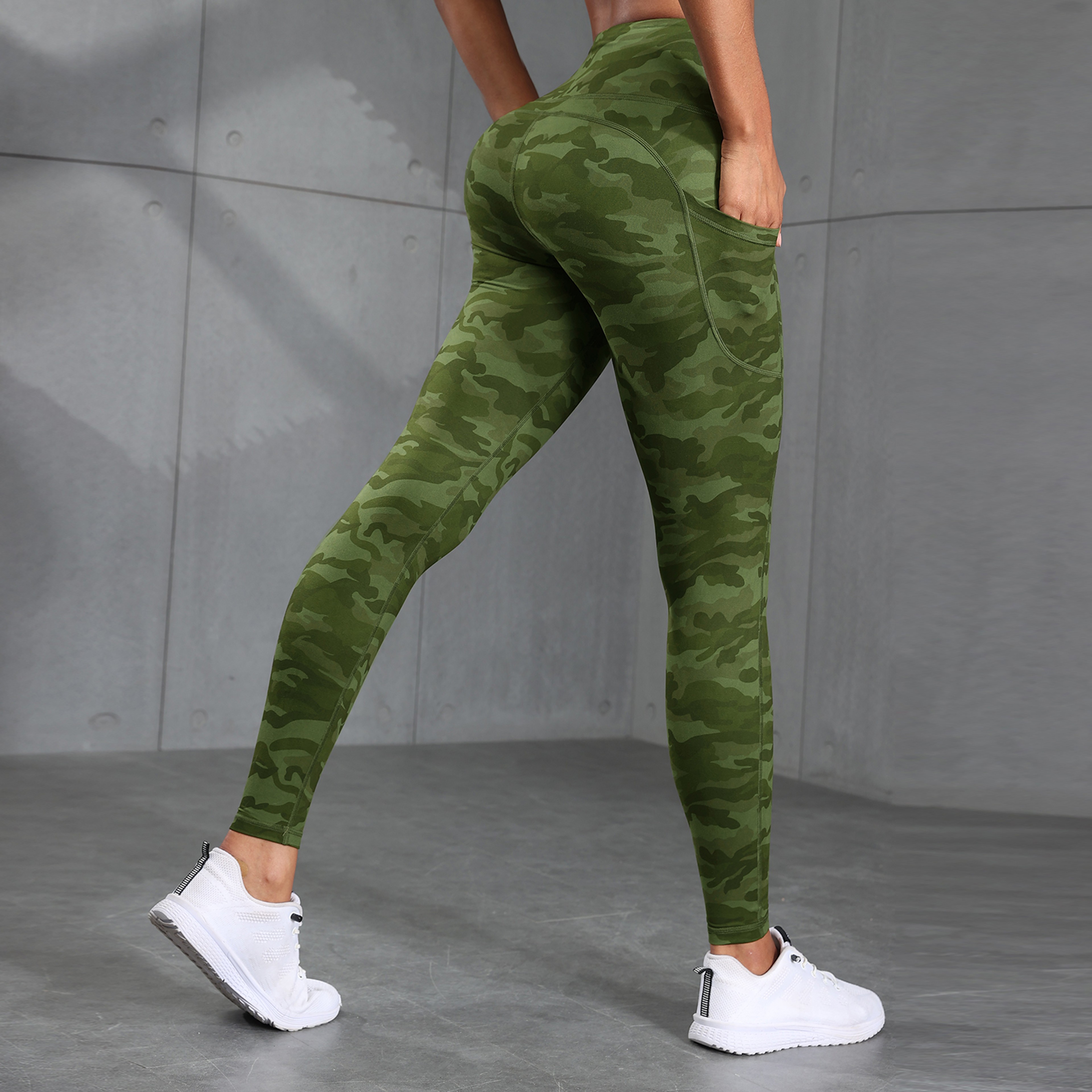 Women's High Waist Camouflage Print Leggings with Pockets for Workouts – view 4