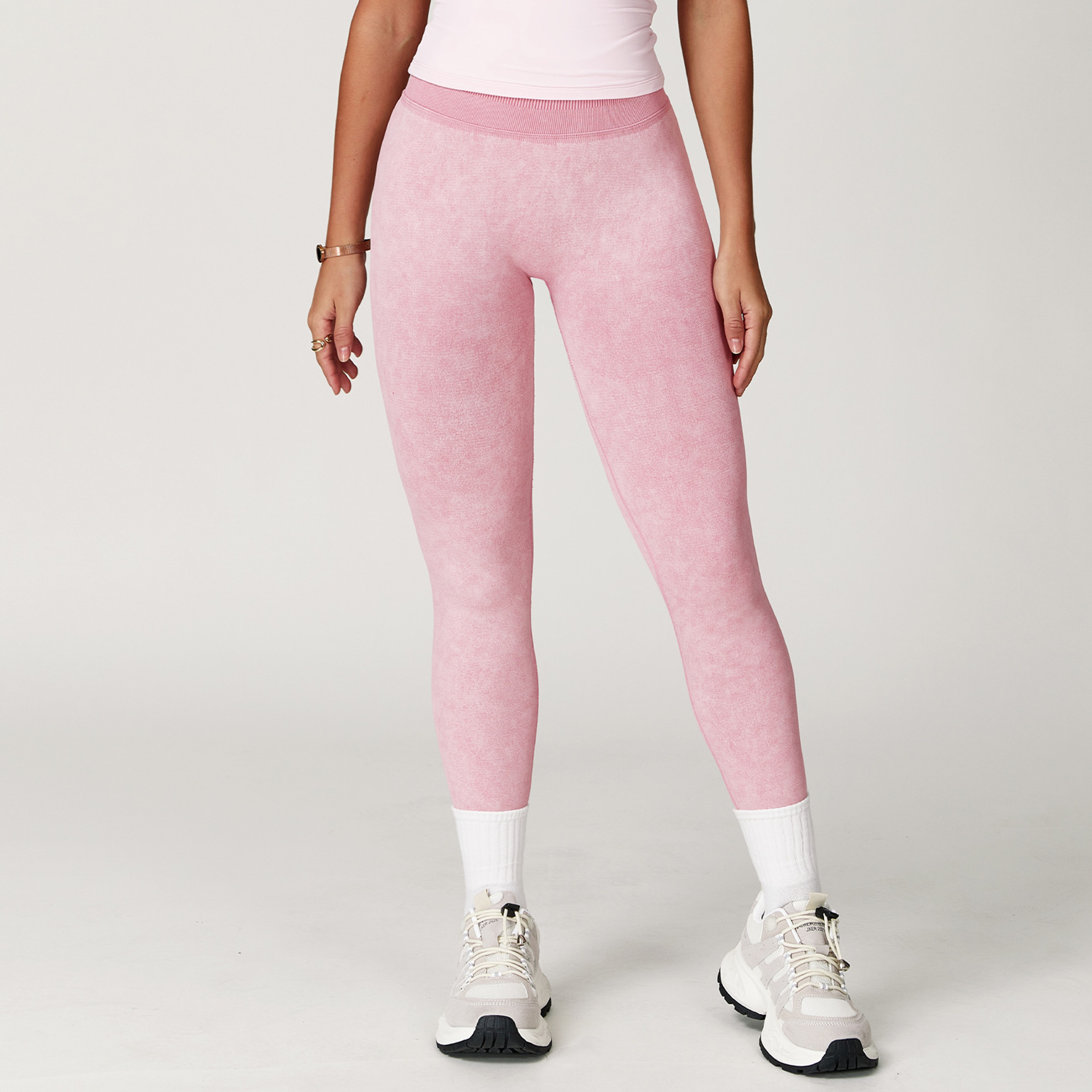 Women's Seamless Booty Lifting Leggings for Yoga Gym and Running – view 3