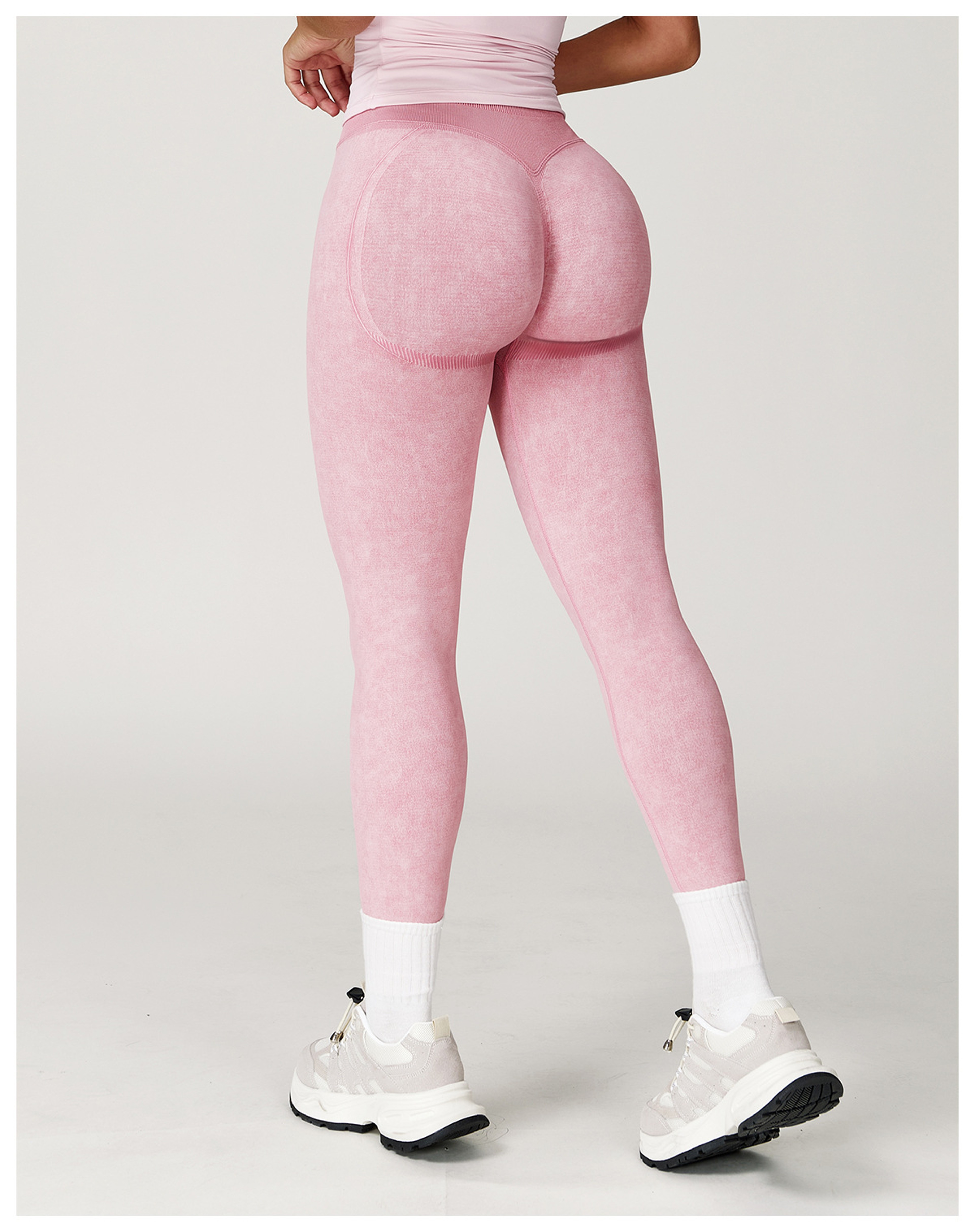 Women's Seamless Booty Lifting Leggings for Yoga Gym and Running – view 11