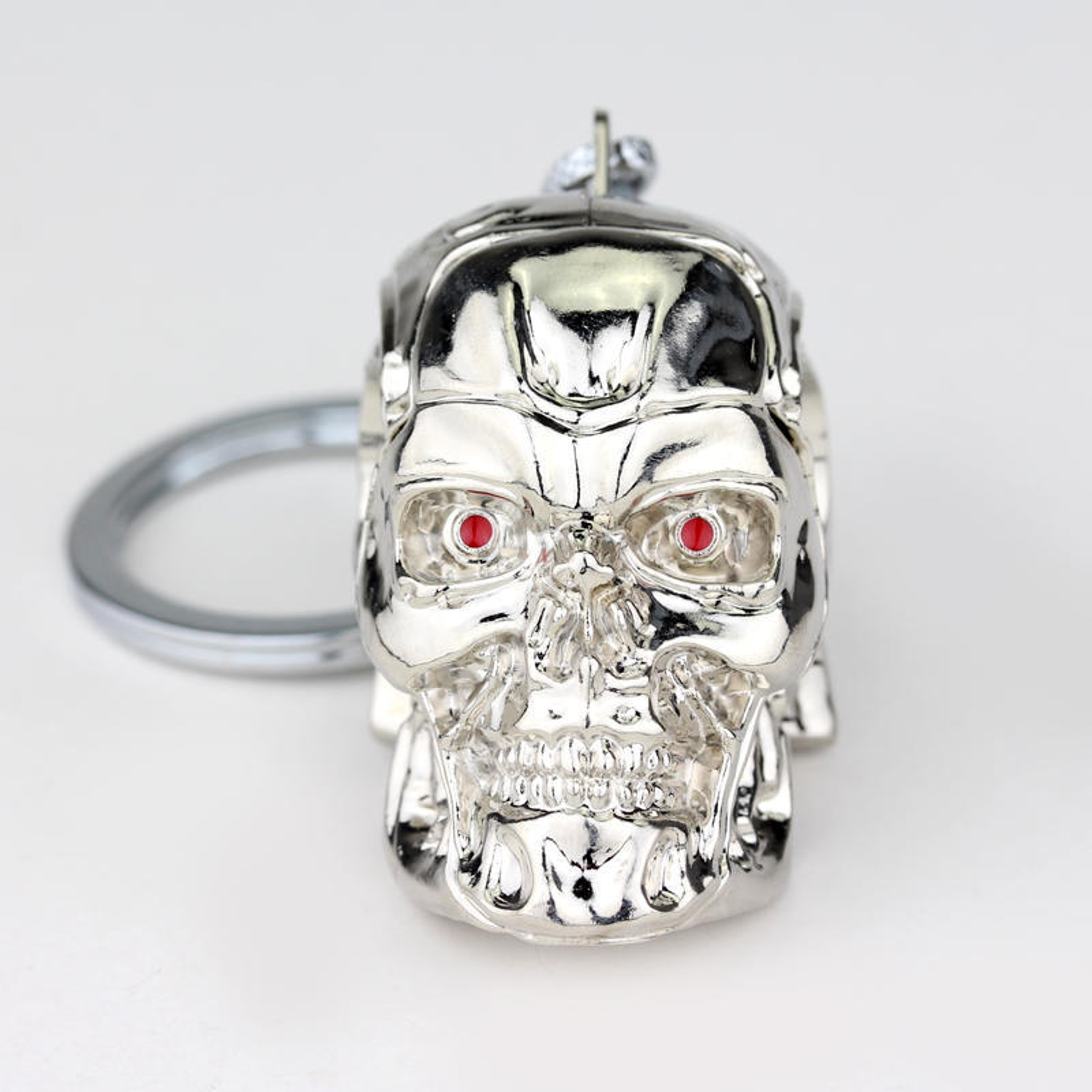 Iron Reaper Skull Keychain Vintage Metal Keyring For Car Keys And Accessories 3