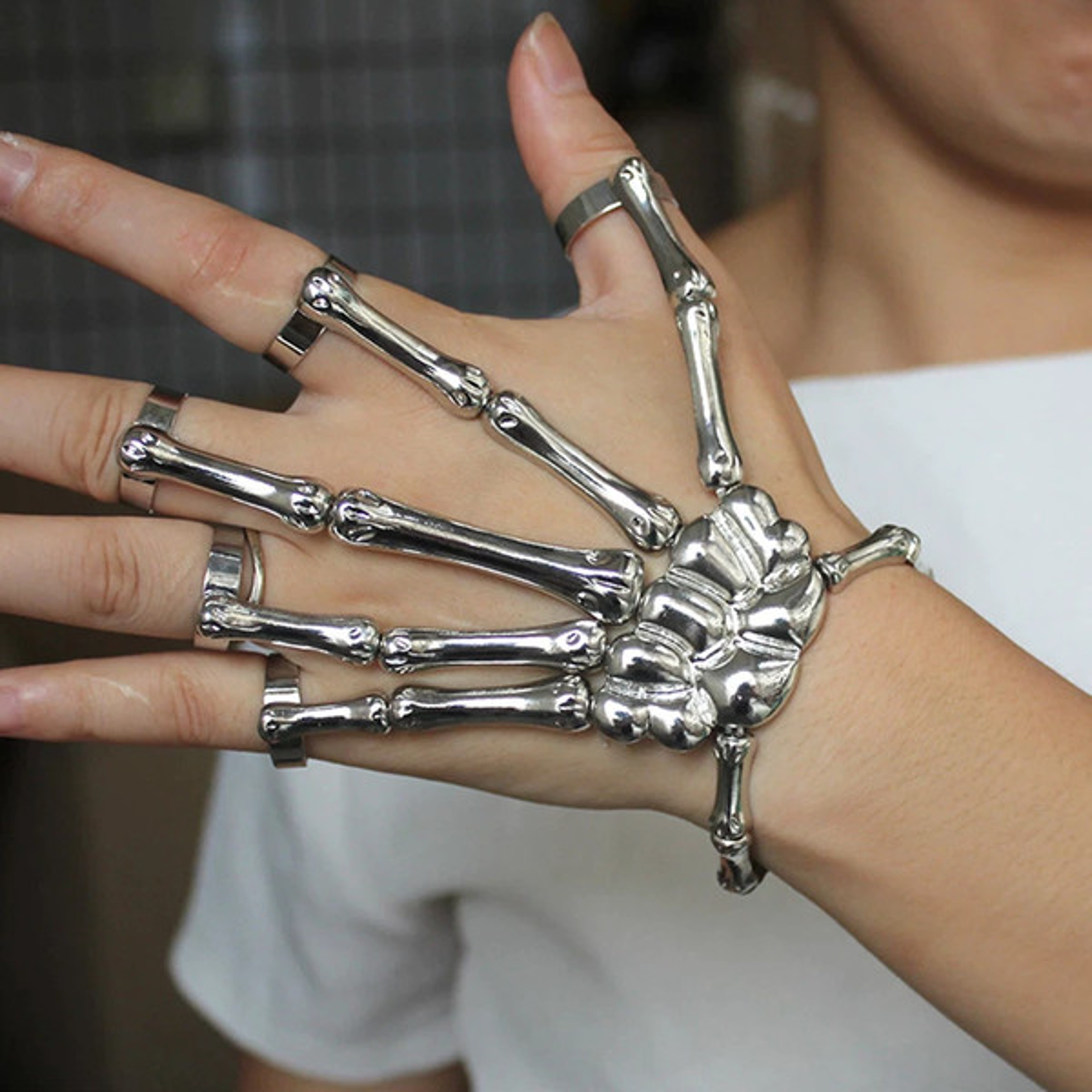 Skeleton Hand Ring Bracelet – view 2