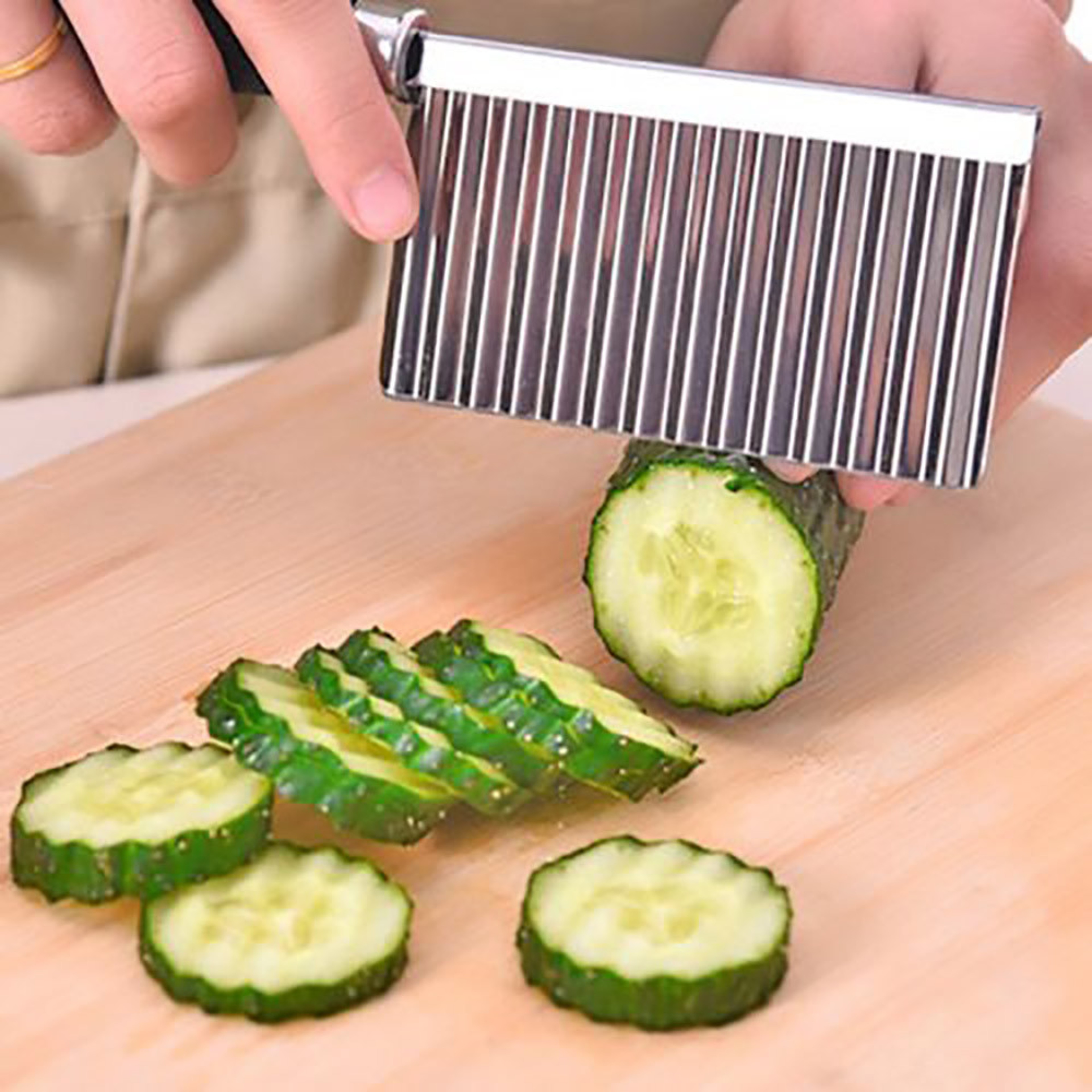 Stainless Steel Crinkle Cutter Wavy Potato Cutter And Vegetable Slicer For Fries 1