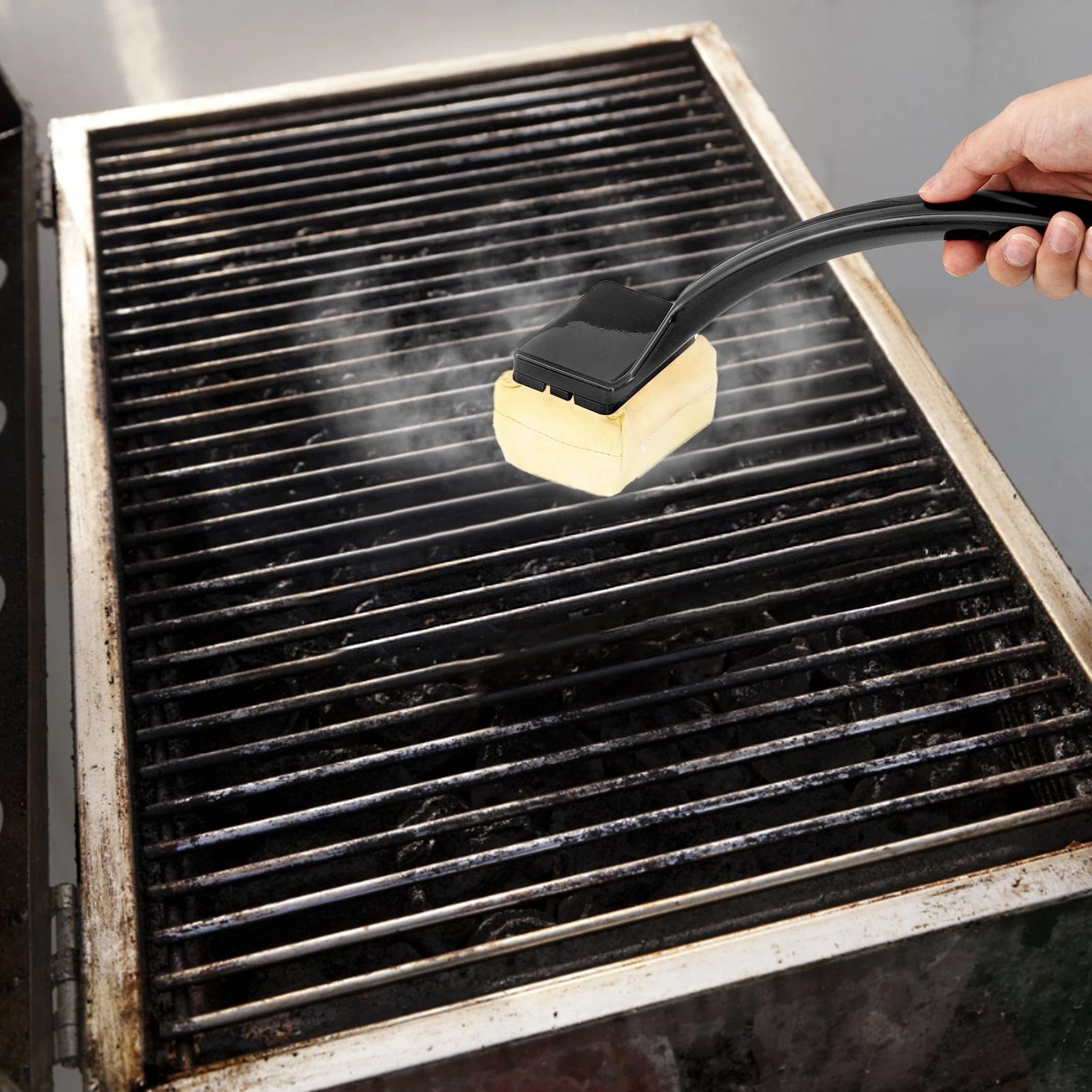 Premium Barbecue Cleaning Brush With Replaceable Head  Durable Outdoor Grill Cleaner 1