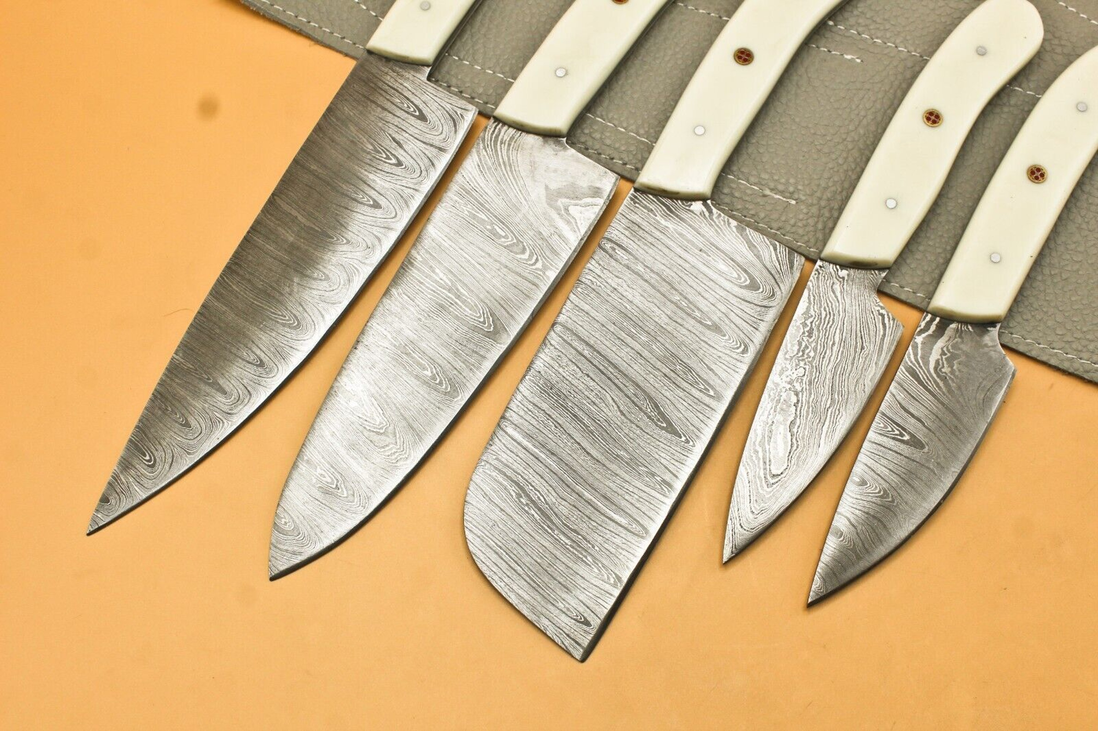 An Amazing Hand Forged Damascus Steel BBQ Chef Kitchen Knife Set  100 Handmade With Leather Sheath 1