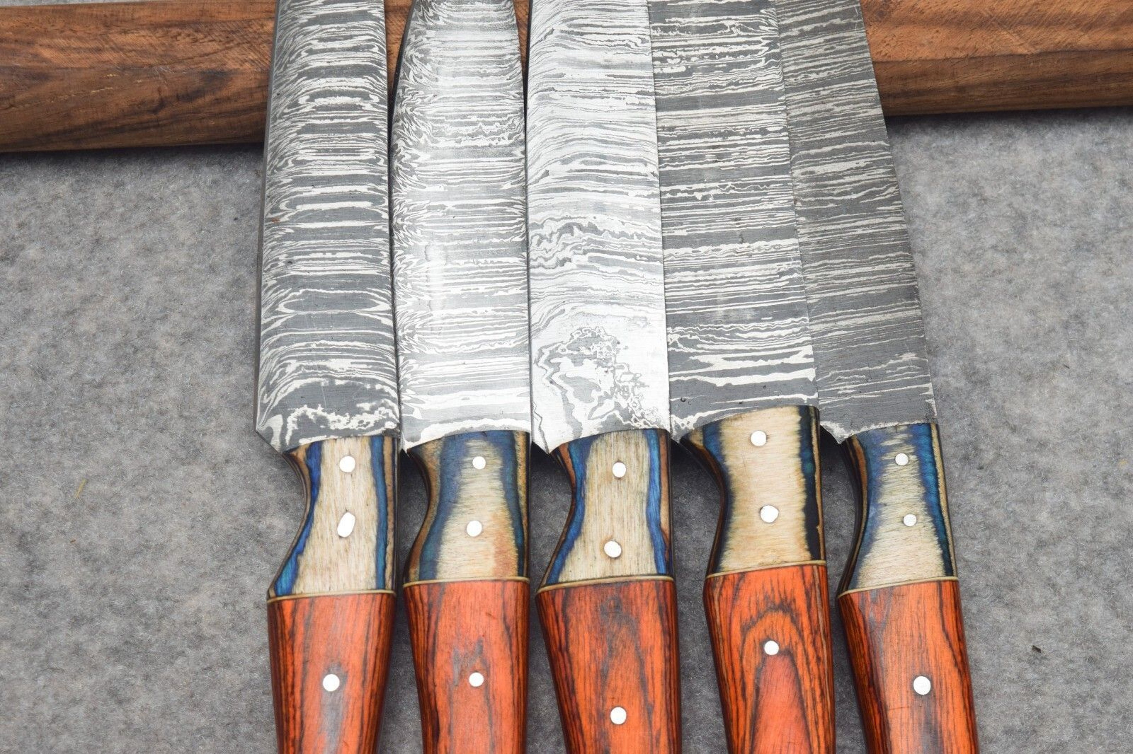 Professional Twist Damascus Chef Knife Set  9 To 13 HandForged Kitchen Knives 1