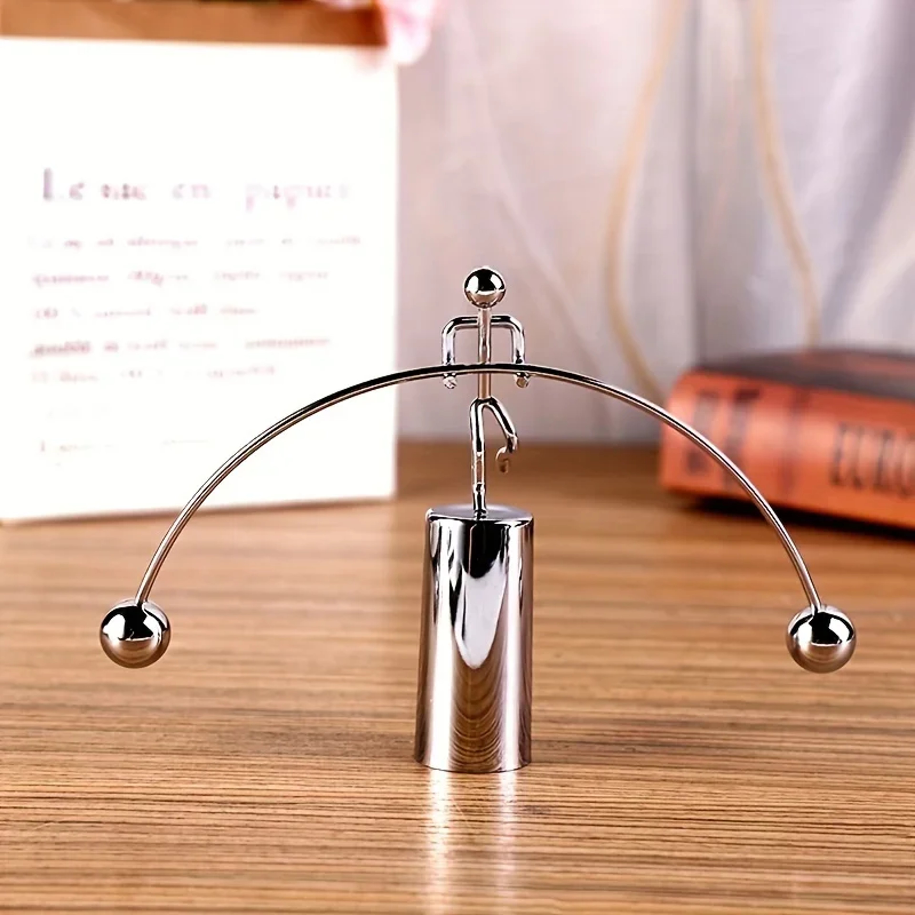 Home Office Accessories Steel Balanced Weightlifting, Little Iron Man Balance Ball, Swinging Art Decompression – view 1
